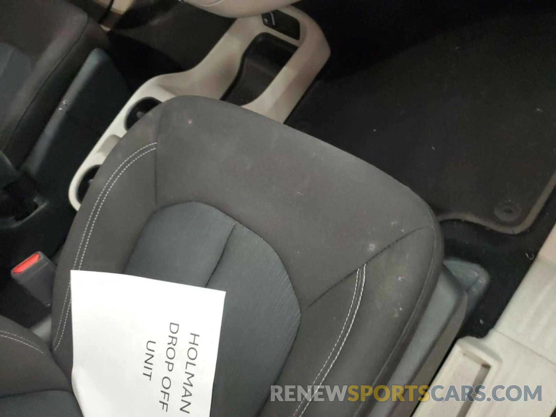 6 fotografías del automóvil dañado 2C4RC1CG4NR153071 CHRYSLER VOYAGER 2022