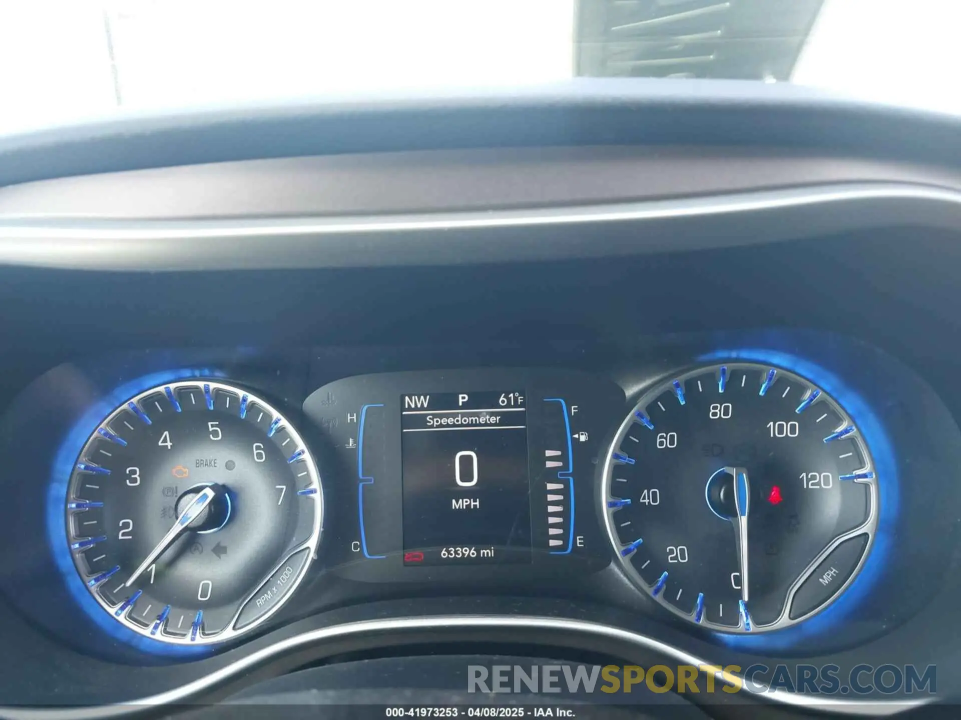 7 fotografías del automóvil dañado 2C4RC1CG4NR159999 CHRYSLER VOYAGER 2022