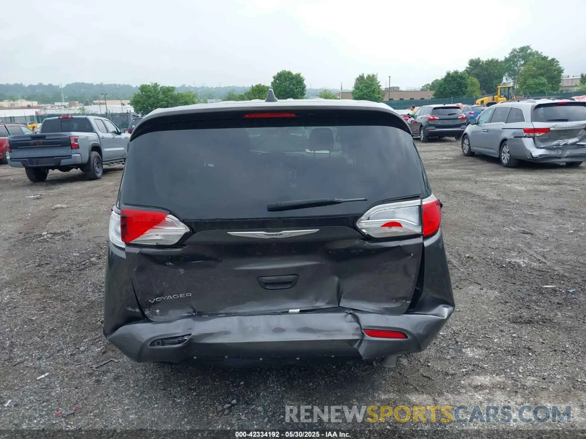 17 fotografías del automóvil dañado 2C4RC1CG5NR104669 CHRYSLER VOYAGER 2022