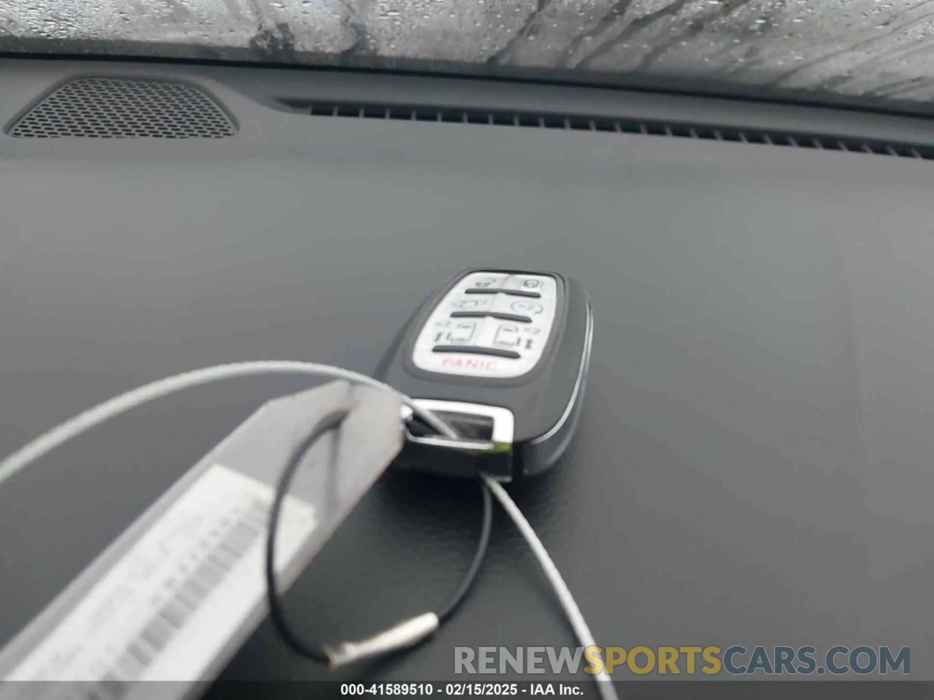 11 fotografías del automóvil dañado 2C4RC1CG7NR219063 CHRYSLER VOYAGER 2022