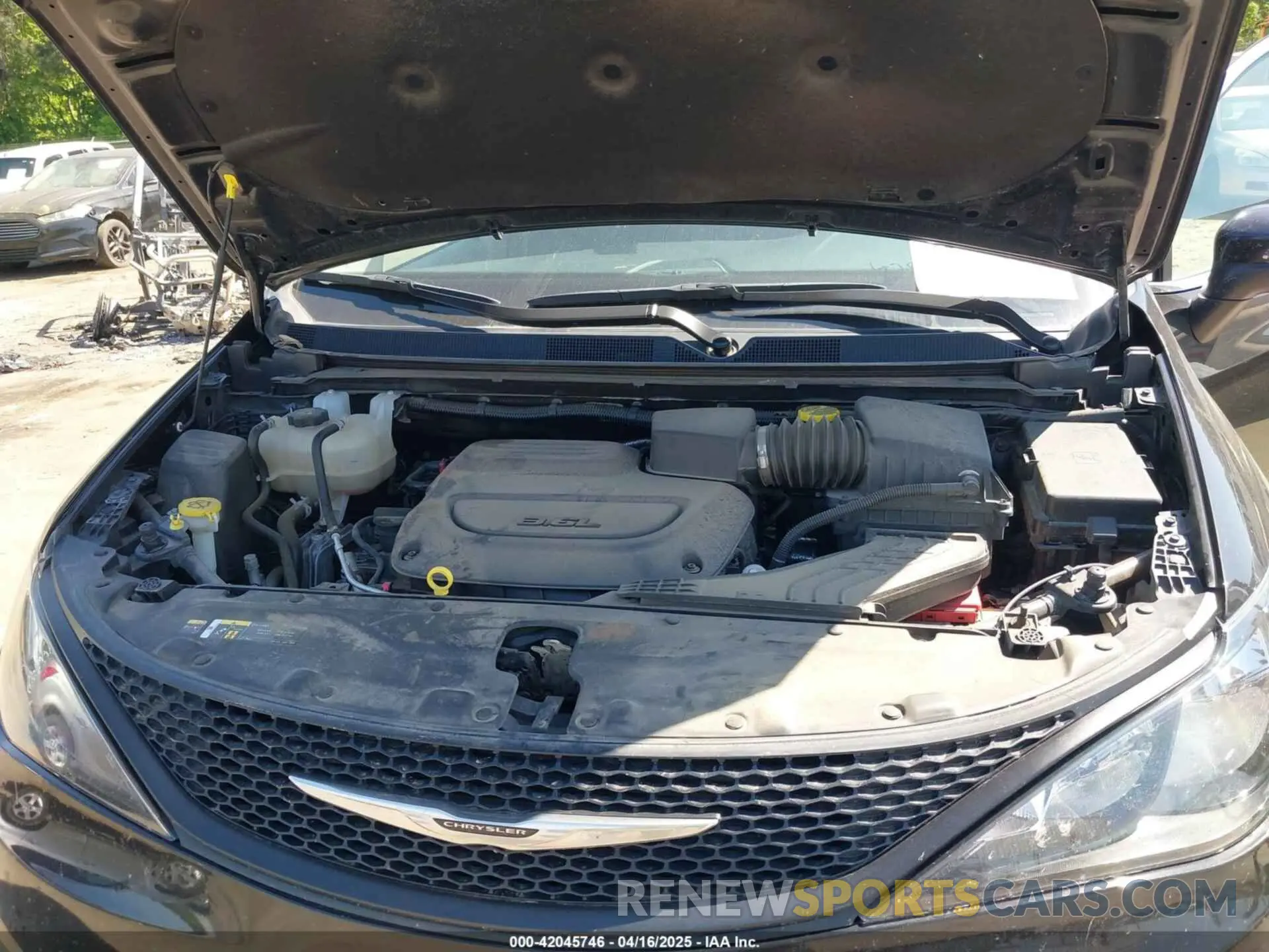 10 fotografías del automóvil dañado 2C4RC1CG7NR226904 CHRYSLER VOYAGER 2022