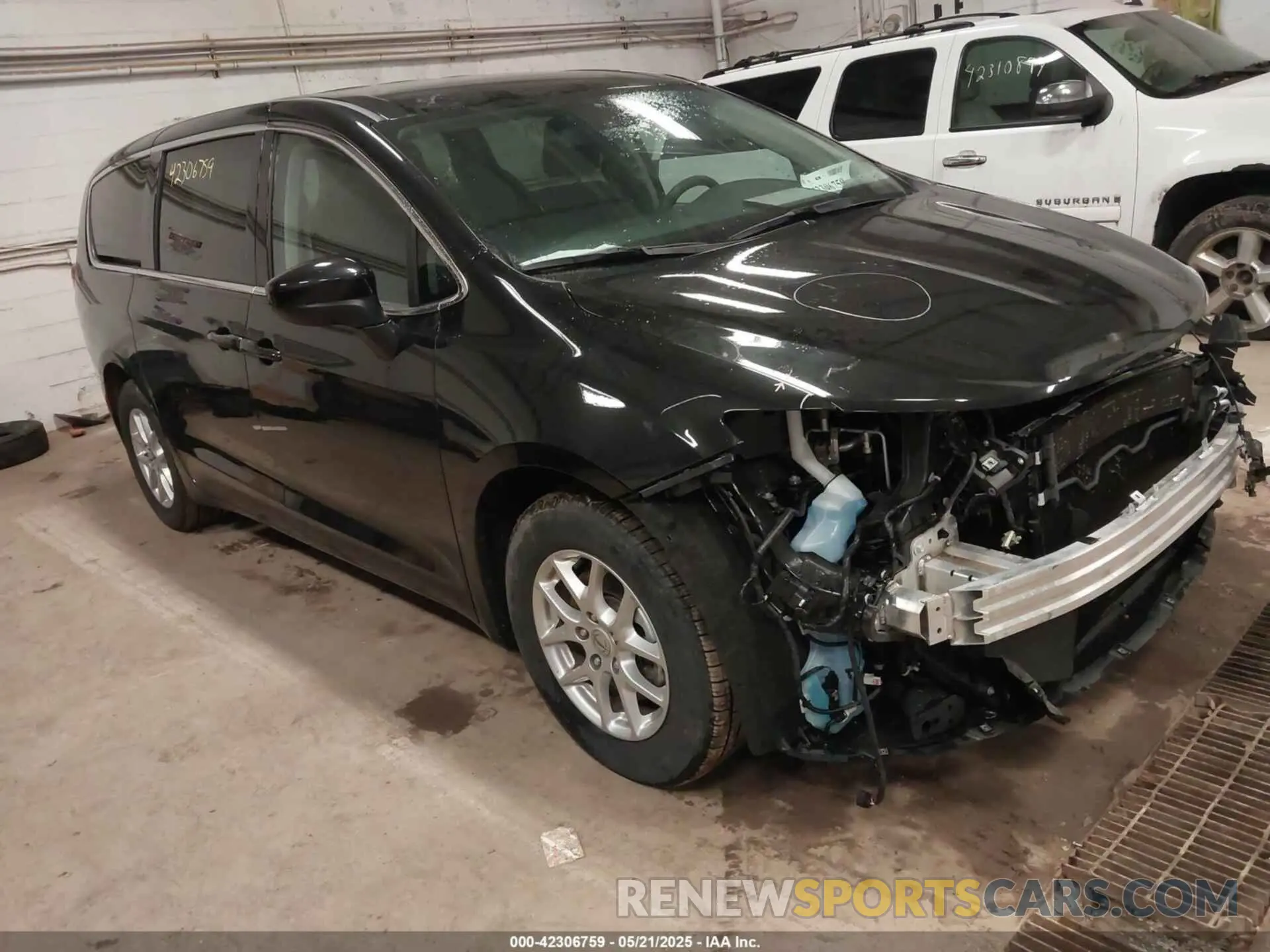 1 fotografías del automóvil dañado 2C4RC1CG1PR548330 CHRYSLER VOYAGER 2023