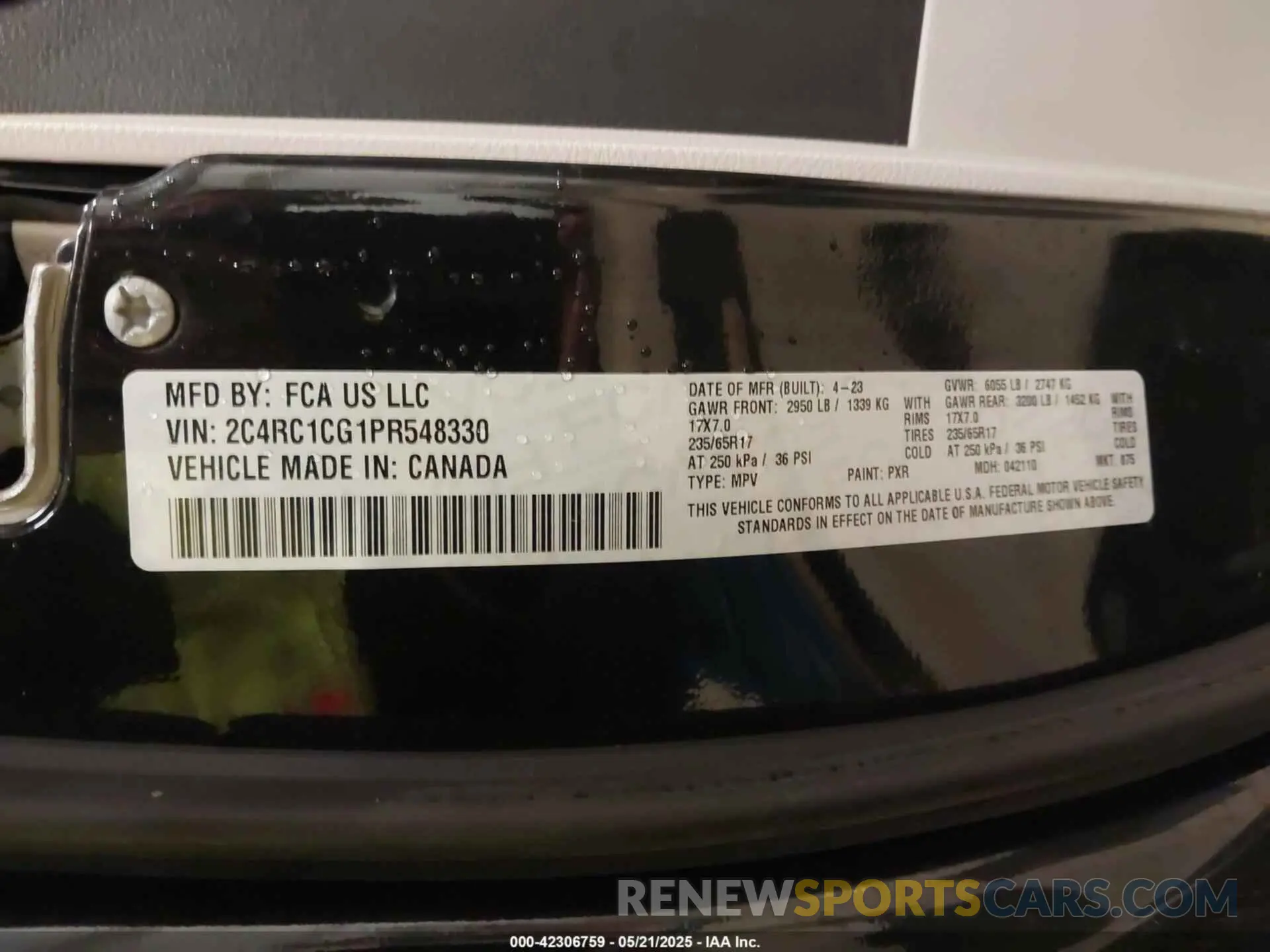 9 fotografías del automóvil dañado 2C4RC1CG1PR548330 CHRYSLER VOYAGER 2023