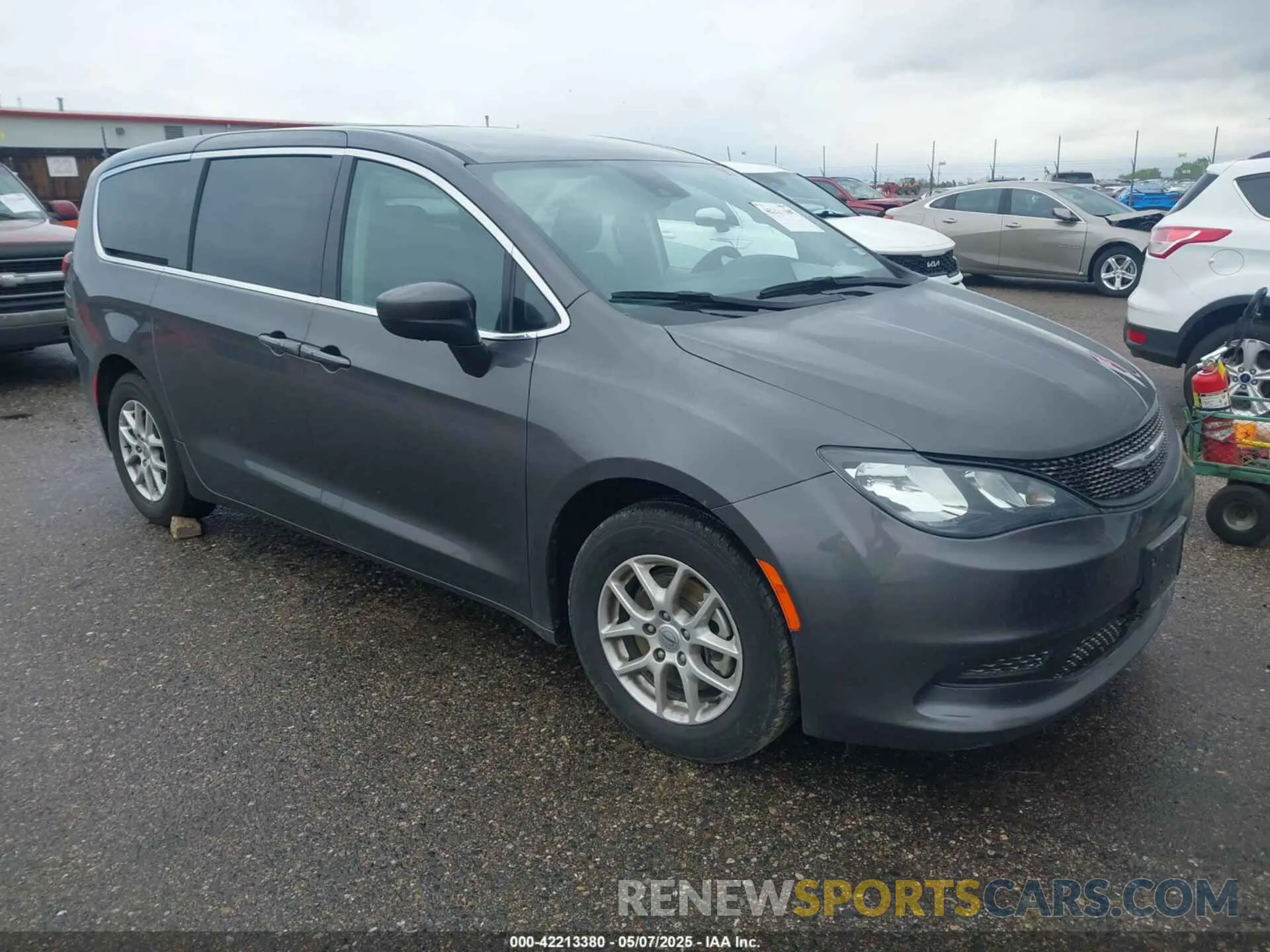 1 fotografías del automóvil dañado 2C4RC1CG1PR610616 CHRYSLER VOYAGER 2023