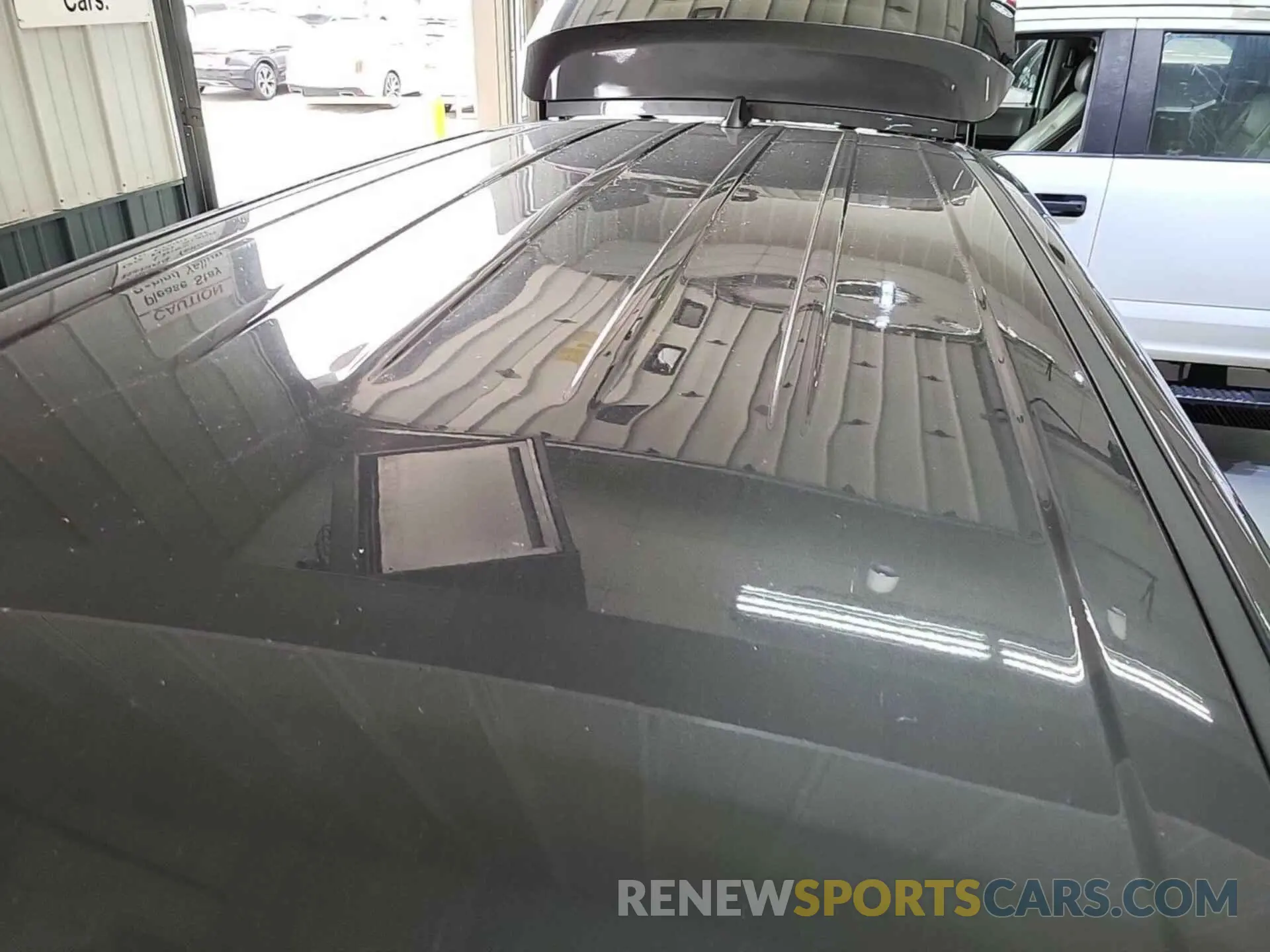 2 fotografías del automóvil dañado 2C4RC1CG2PR516082 CHRYSLER VOYAGER 2023