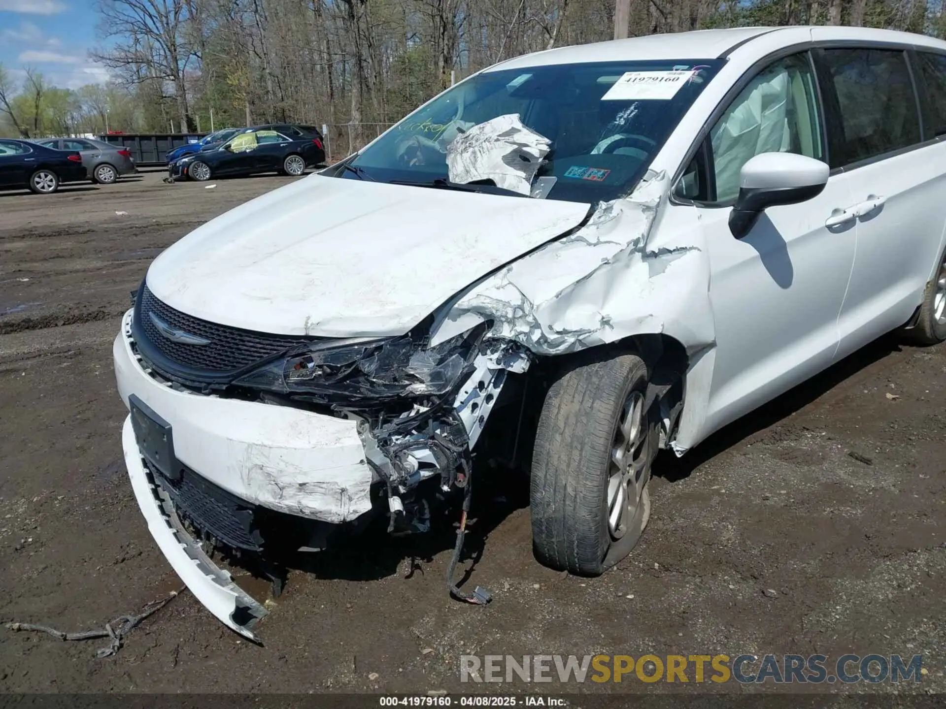 6 fotografías del automóvil dañado 2C4RC1CG4PR534115 CHRYSLER VOYAGER 2023