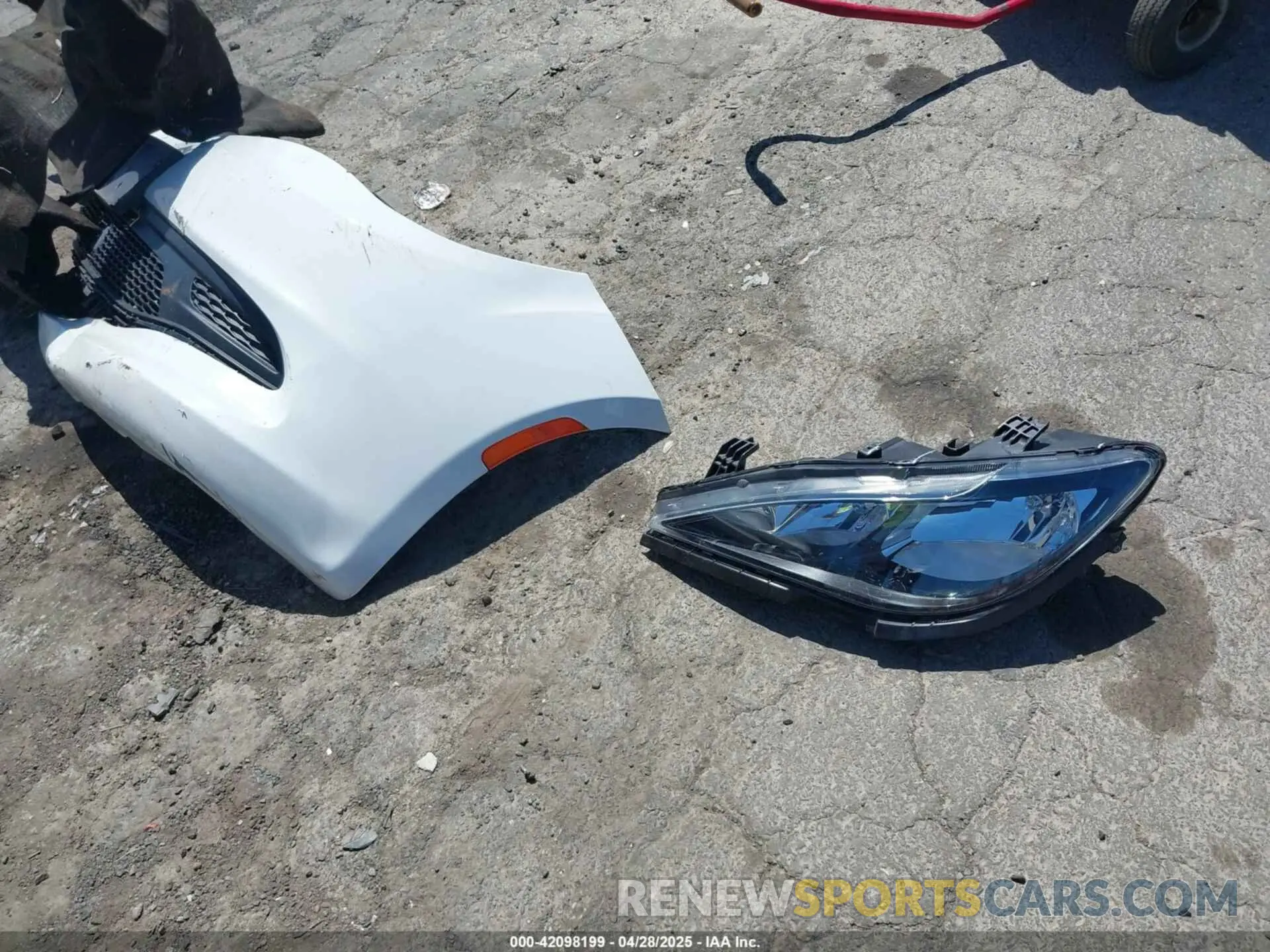 12 fotografías del automóvil dañado 2C4RC1CG4PR568135 CHRYSLER VOYAGER 2023