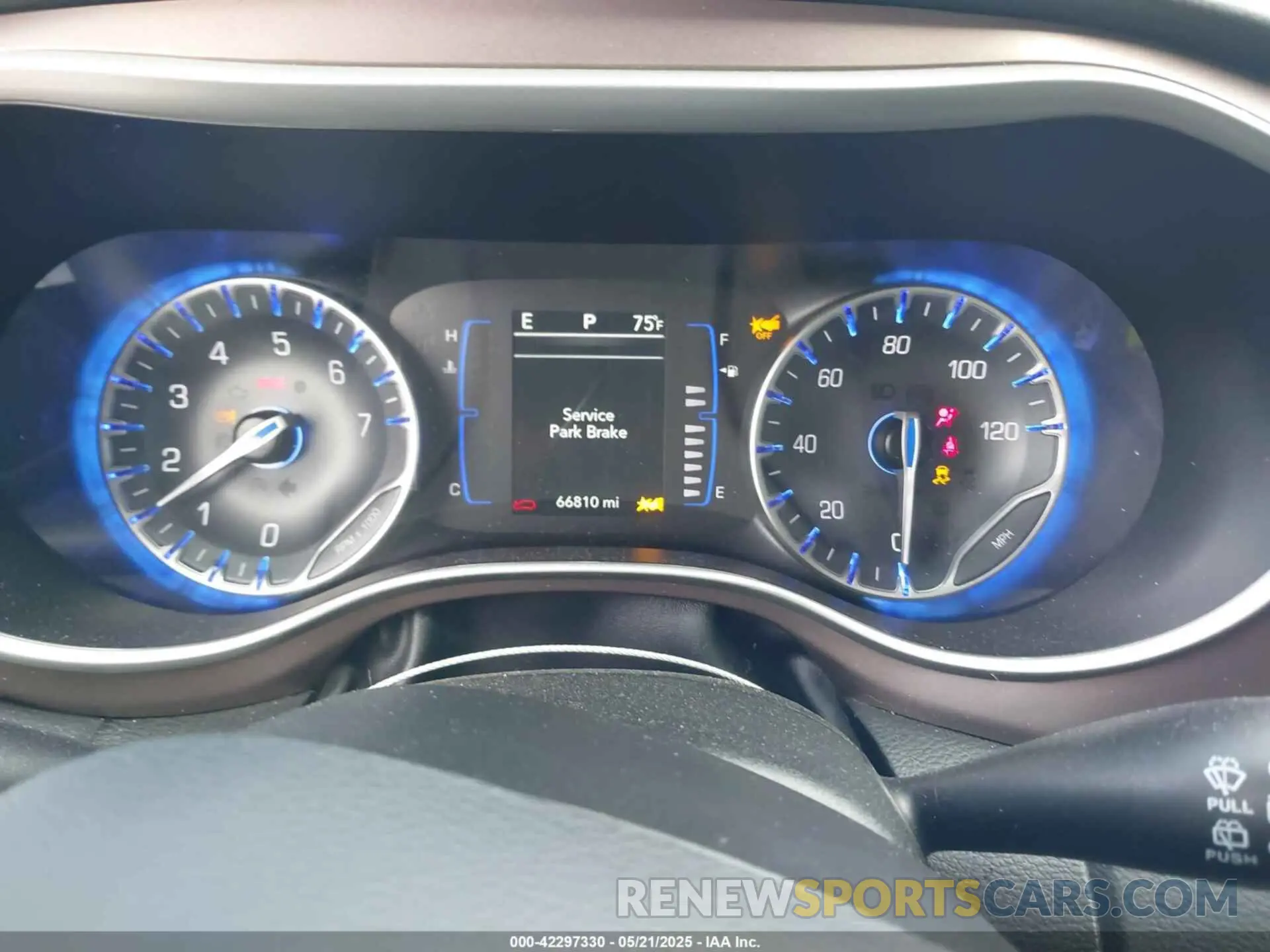 7 fotografías del automóvil dañado 2C4RC1CG5PR602566 CHRYSLER VOYAGER 2023