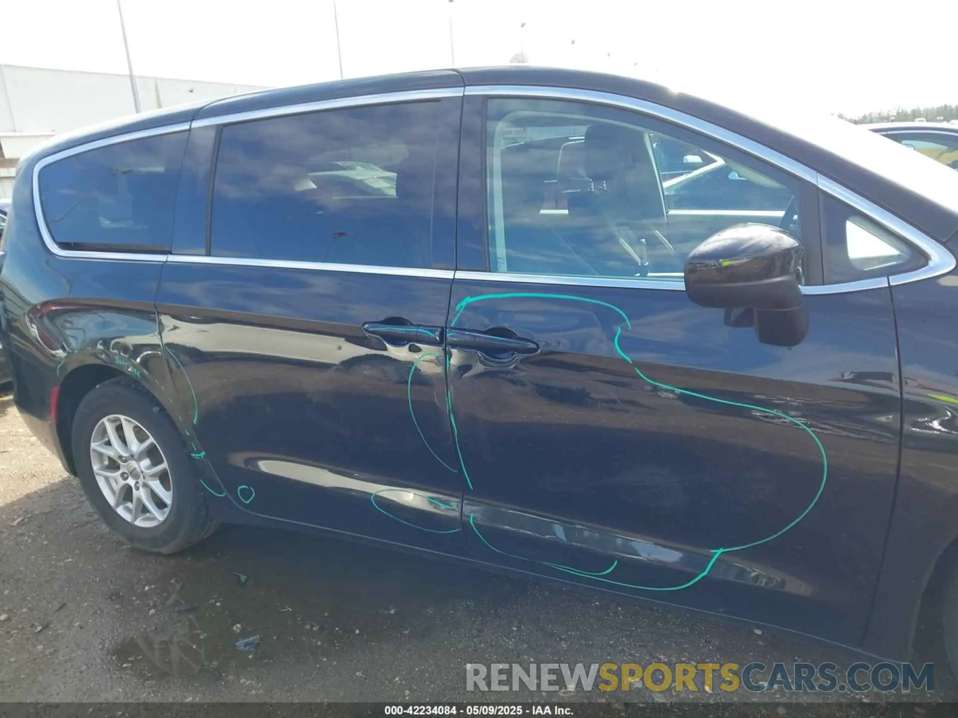 6 fotografías del automóvil dañado 2C4RC1CG6PR602754 CHRYSLER VOYAGER 2023