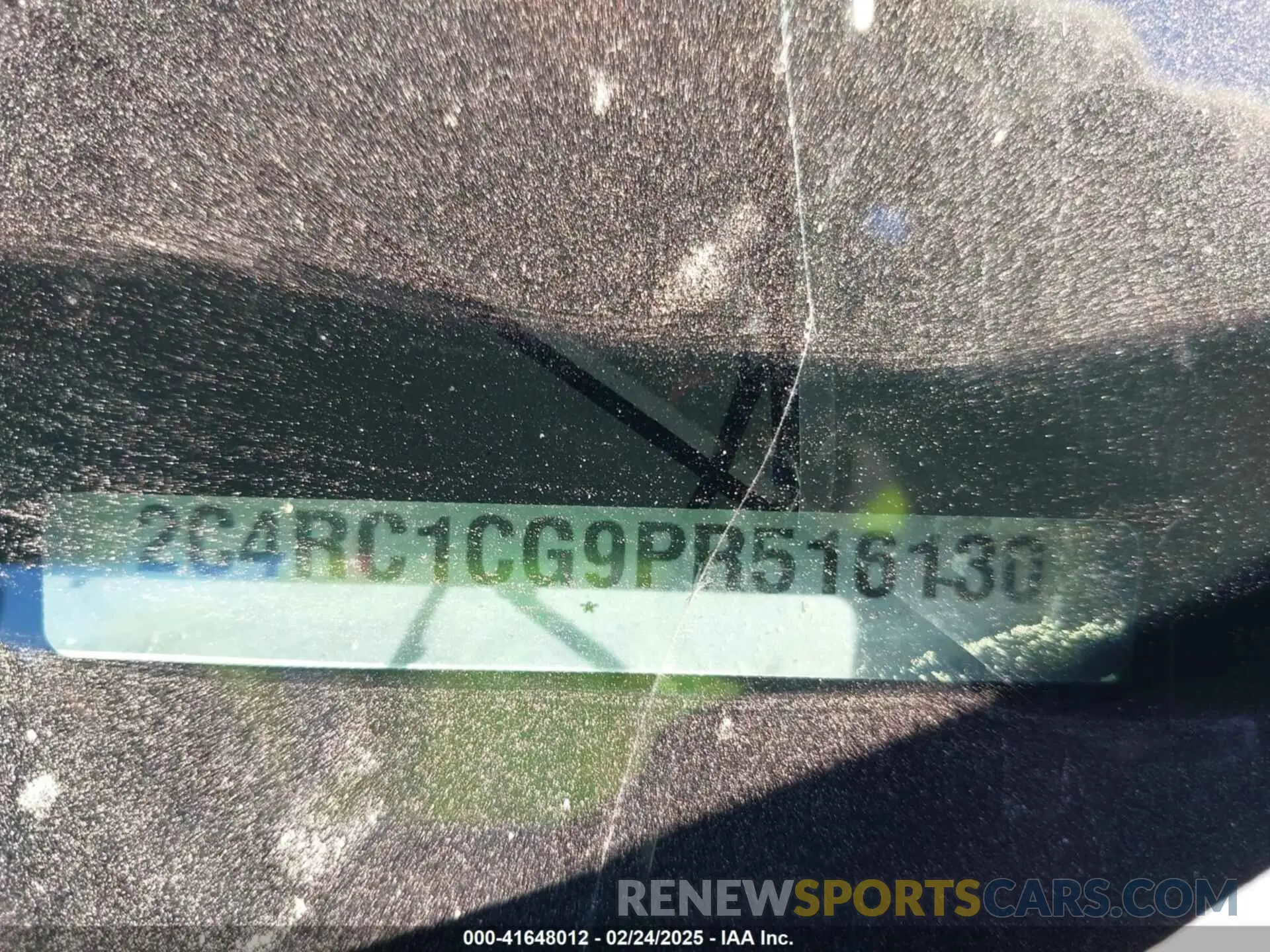9 fotografías del automóvil dañado 2C4RC1CG9PR516130 CHRYSLER VOYAGER 2023