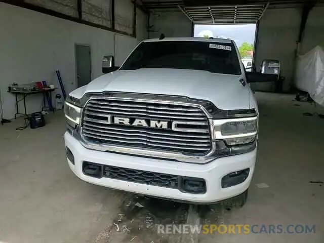 13 fotografías del automóvil dañado 3C6UR5FL2PG632162 DODGE All Models 2023