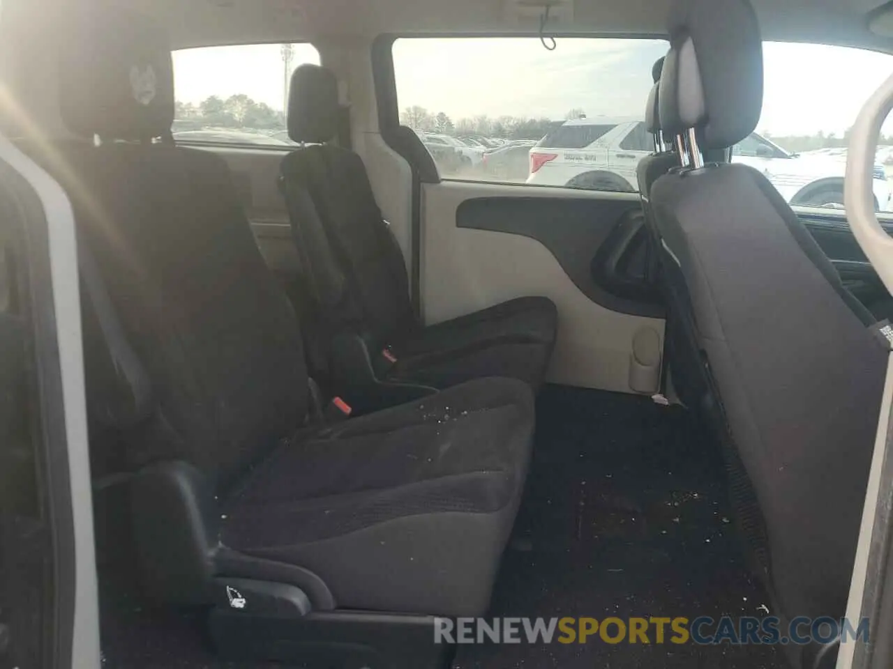 11 fotografías del automóvil dañado 2C4RDGBG0KR502353 DODGE CARAVAN 2019