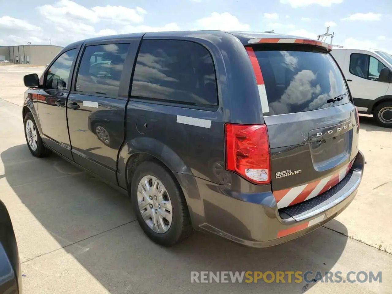 2 fotografías del automóvil dañado 2C4RDGBG0KR583936 DODGE CARAVAN 2019