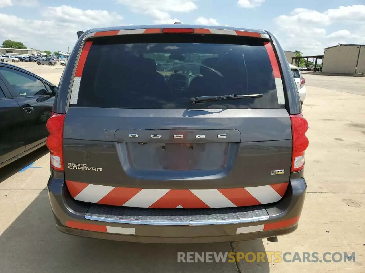 6 fotografías del automóvil dañado 2C4RDGBG0KR583936 DODGE CARAVAN 2019