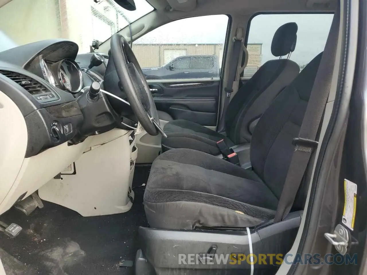 7 fotografías del automóvil dañado 2C4RDGBG0KR583936 DODGE CARAVAN 2019