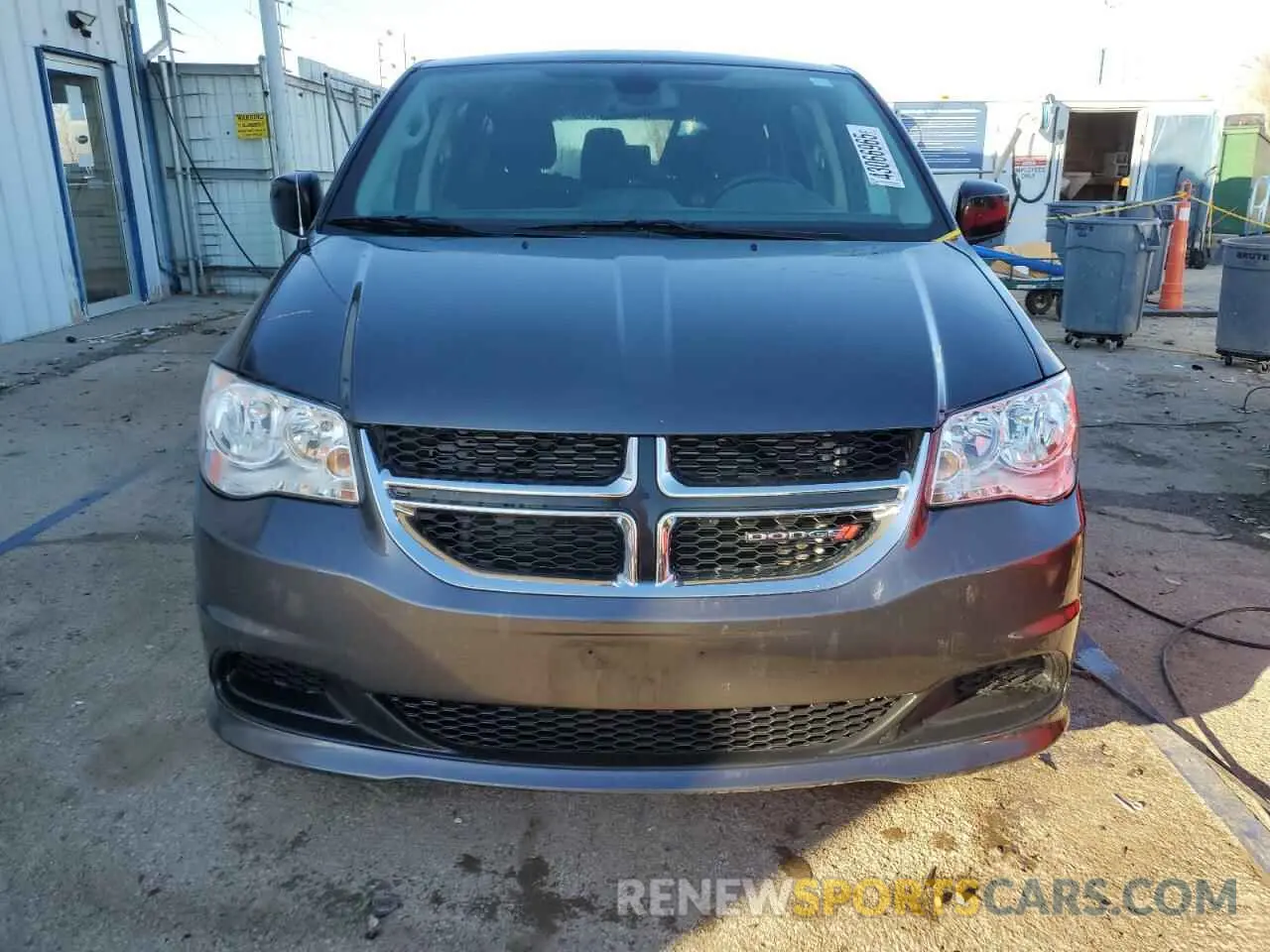 5 fotografías del automóvil dañado 2C4RDGBG0KR596430 DODGE CARAVAN 2019