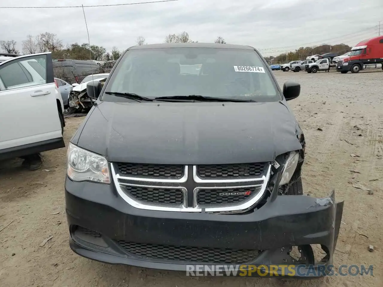 5 fotografías del automóvil dañado 2C4RDGBG0KR698648 DODGE CARAVAN 2019