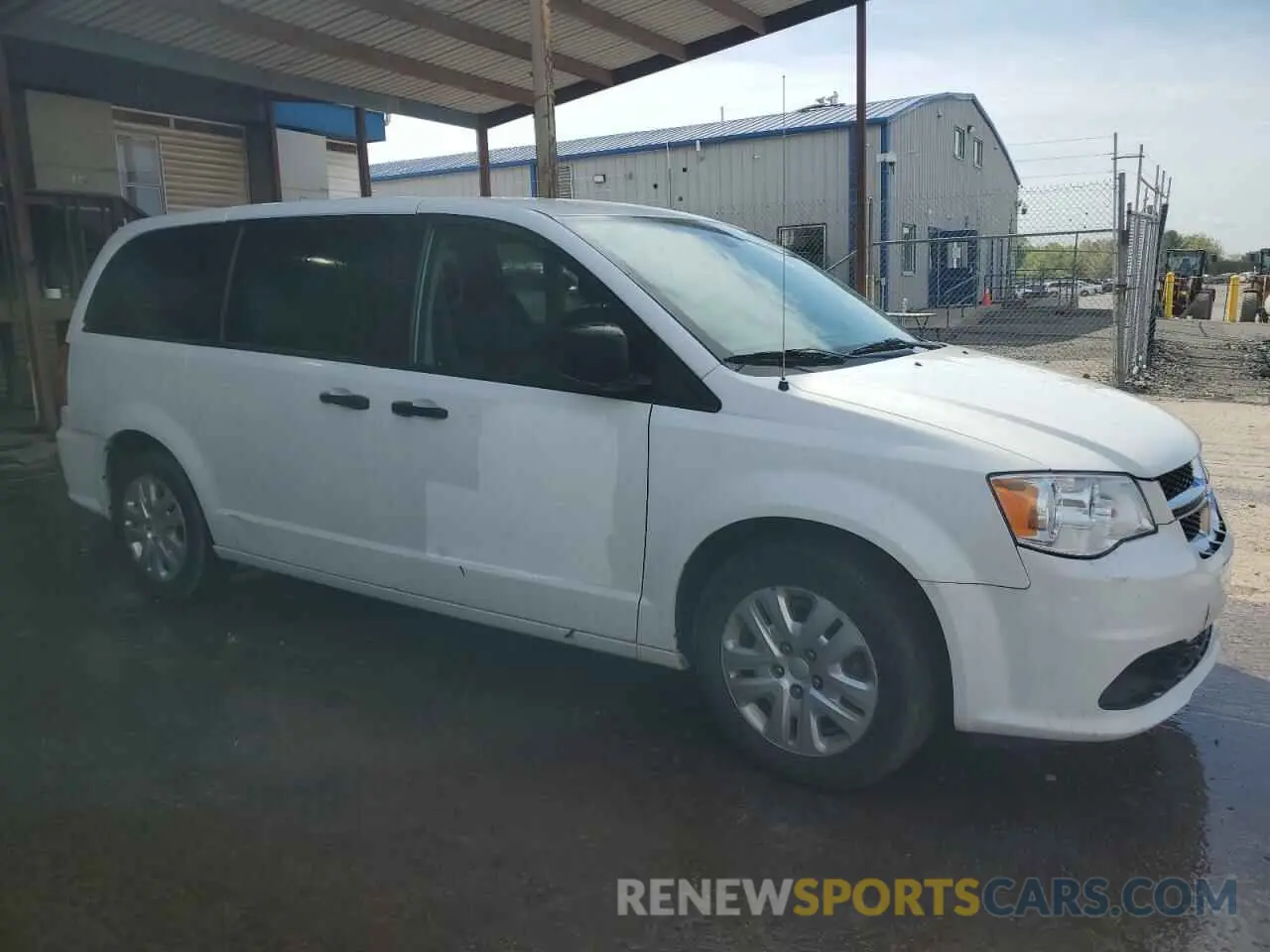 4 fotografías del automóvil dañado 2C4RDGBG0KR765930 DODGE CARAVAN 2019