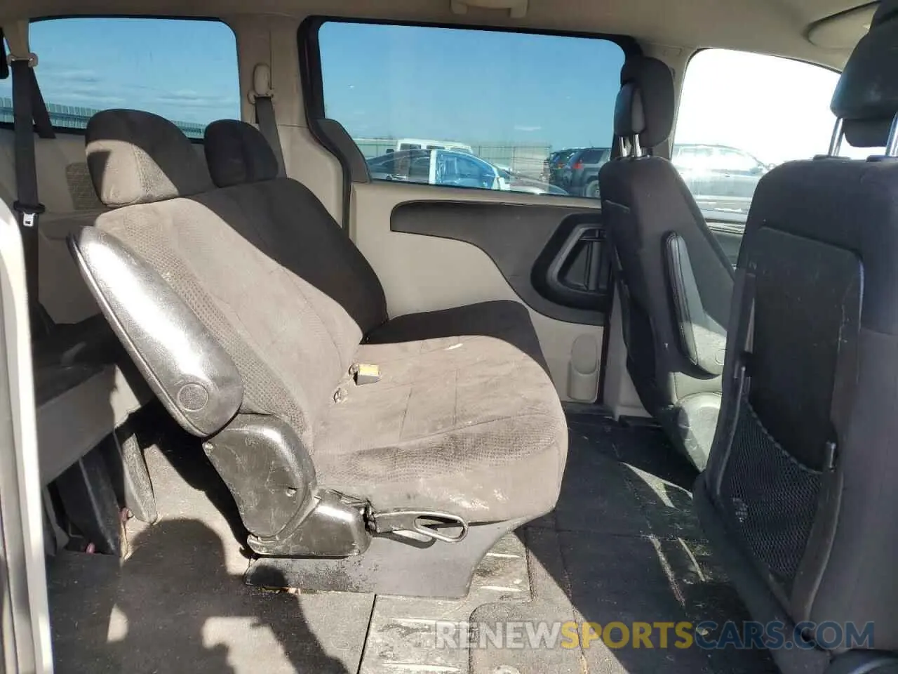 11 fotografías del automóvil dañado 2C4RDGBG0KR780363 DODGE CARAVAN 2019