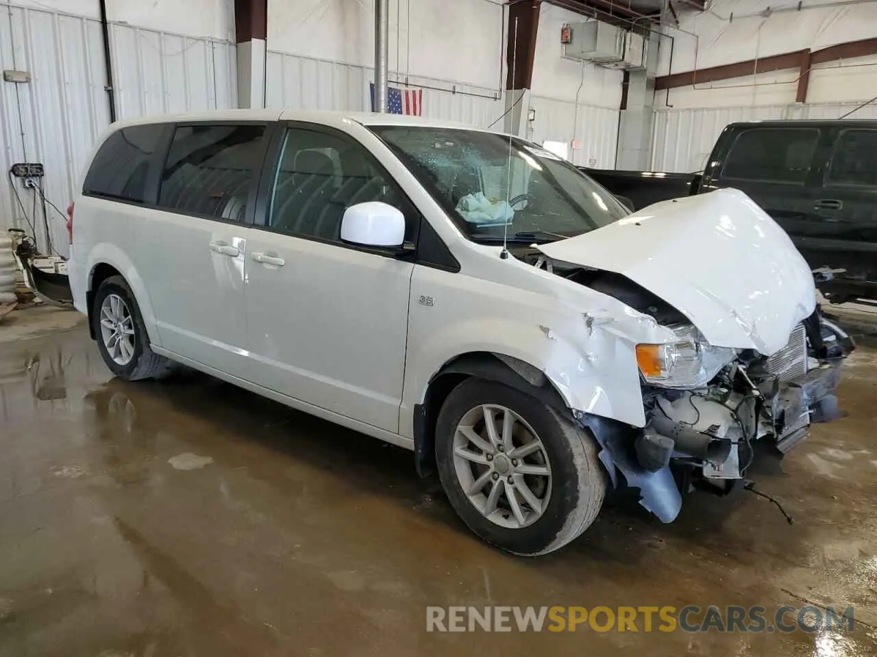 4 fotografías del automóvil dañado 2C4RDGBG1KR783563 DODGE CARAVAN 2019