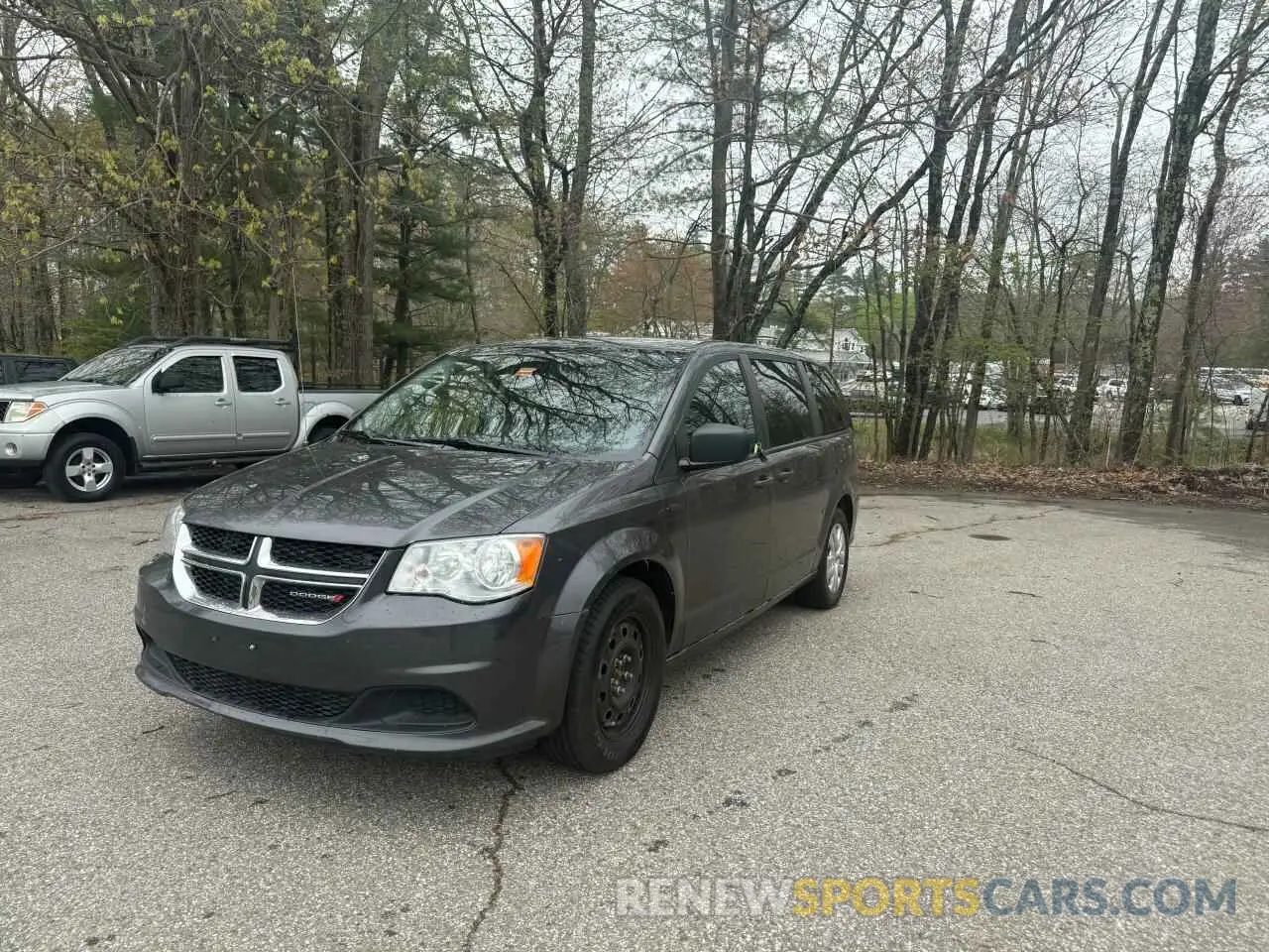 2 fotografías del automóvil dañado 2C4RDGBG2KR718687 DODGE CARAVAN 2019