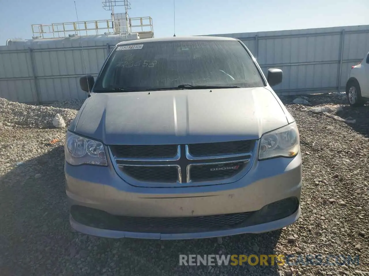 5 fotografías del automóvil dañado 2C4RDGBG2KR726658 DODGE CARAVAN 2019