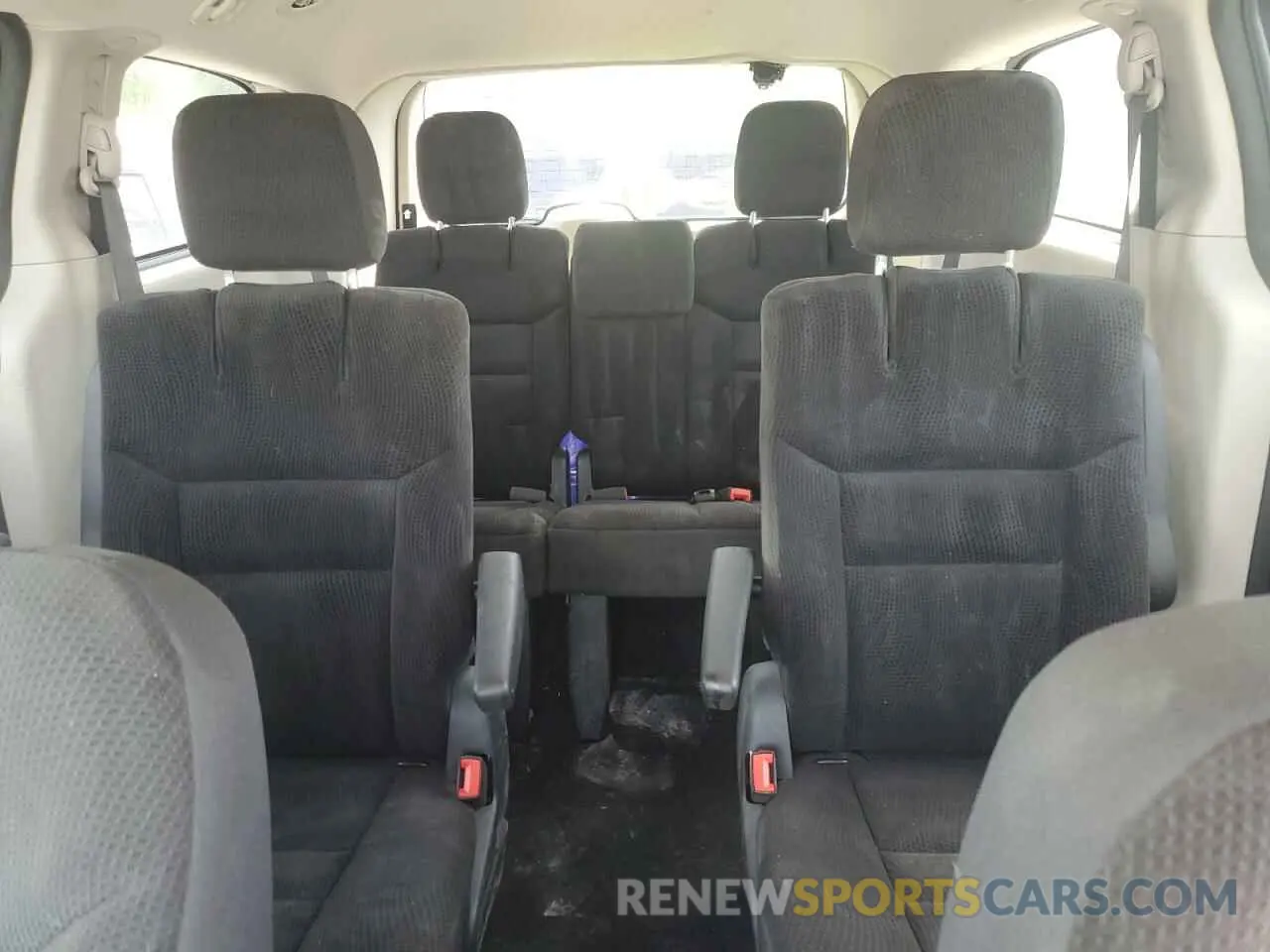 10 fotografías del automóvil dañado 2C4RDGBG2KR777707 DODGE CARAVAN 2019