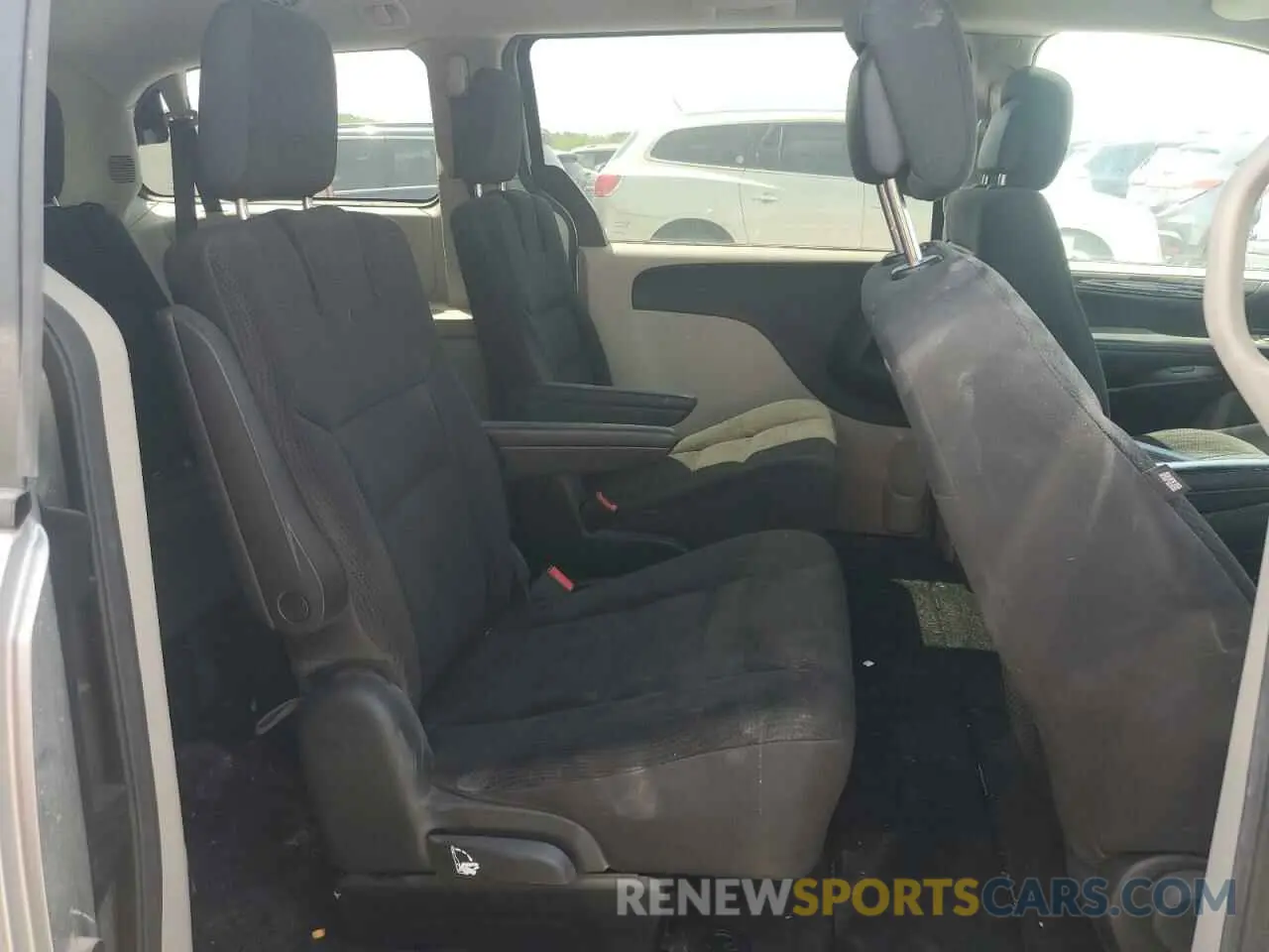 11 fotografías del automóvil dañado 2C4RDGBG2KR777707 DODGE CARAVAN 2019