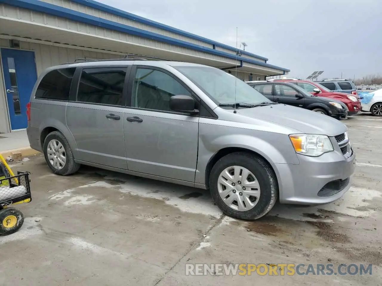 4 fotografías del automóvil dañado 2C4RDGBG2KR777707 DODGE CARAVAN 2019
