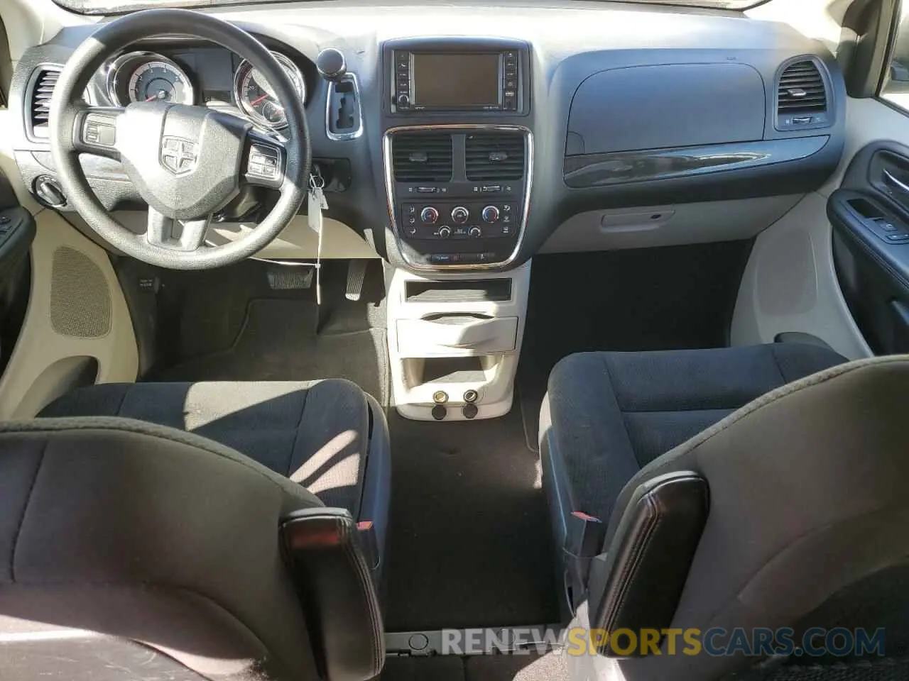 8 fotografías del automóvil dañado 2C4RDGBG2KR794670 DODGE CARAVAN 2019