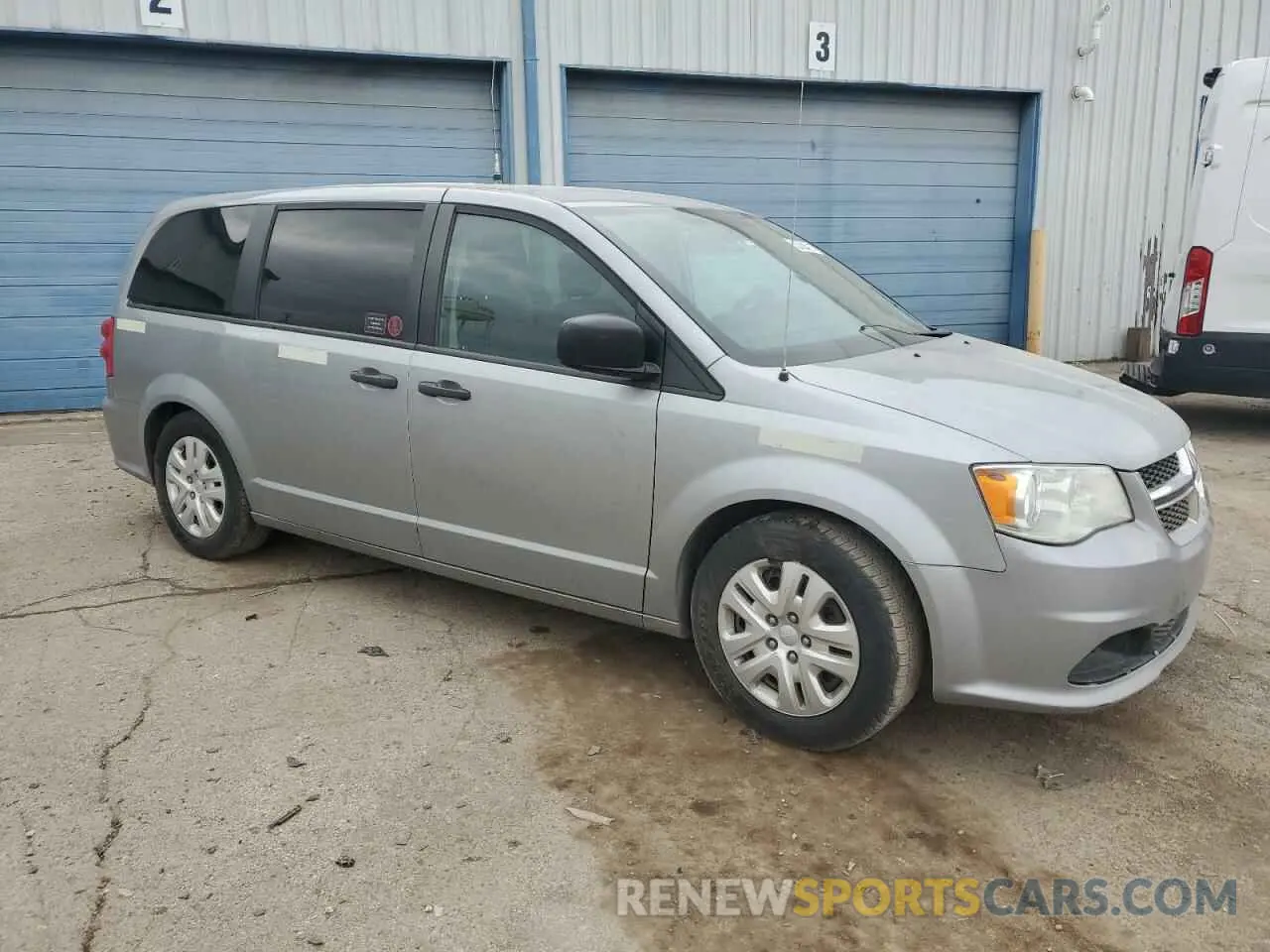 4 fotografías del automóvil dañado 2C4RDGBG3KR701333 DODGE CARAVAN 2019