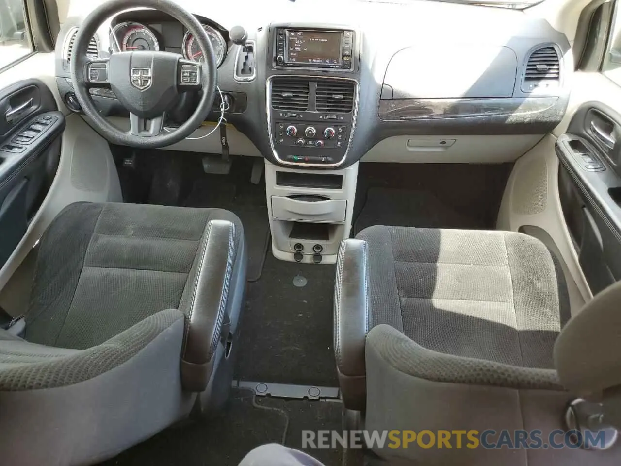 8 fotografías del automóvil dañado 2C4RDGBG3KR701364 DODGE CARAVAN 2019