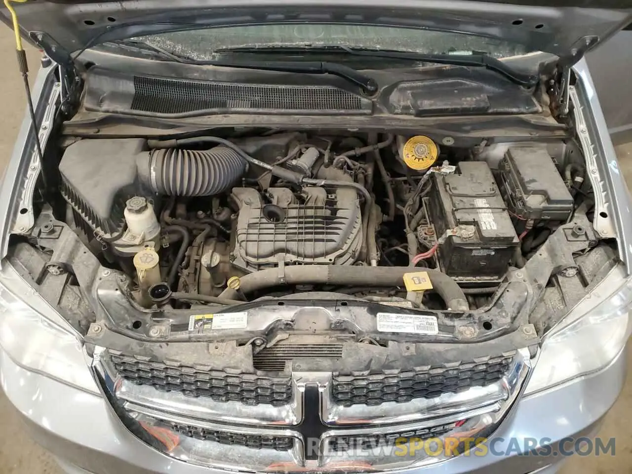 12 fotografías del automóvil dañado 2C4RDGBG4KR623435 DODGE CARAVAN 2019