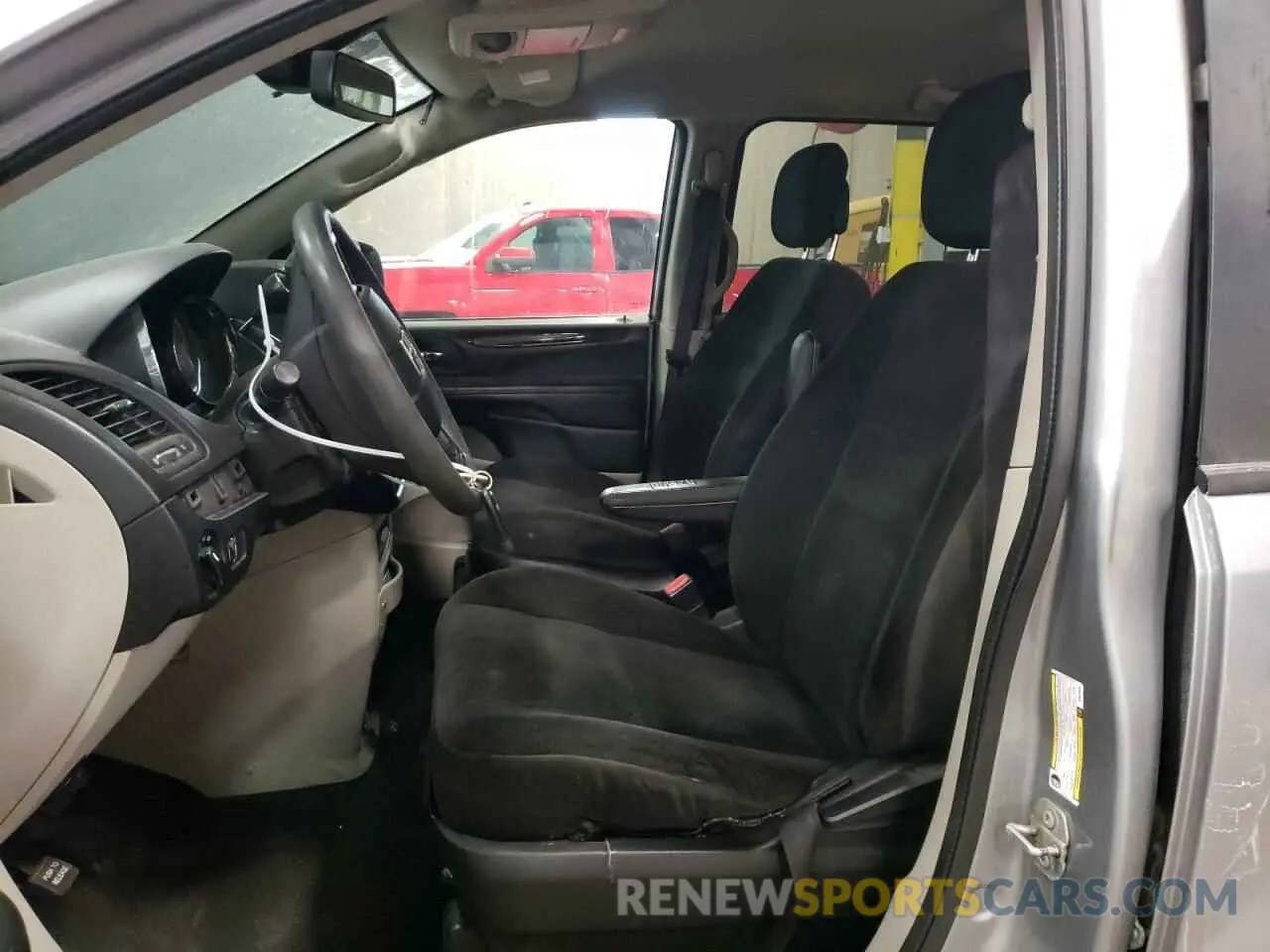 7 fotografías del automóvil dañado 2C4RDGBG4KR623435 DODGE CARAVAN 2019