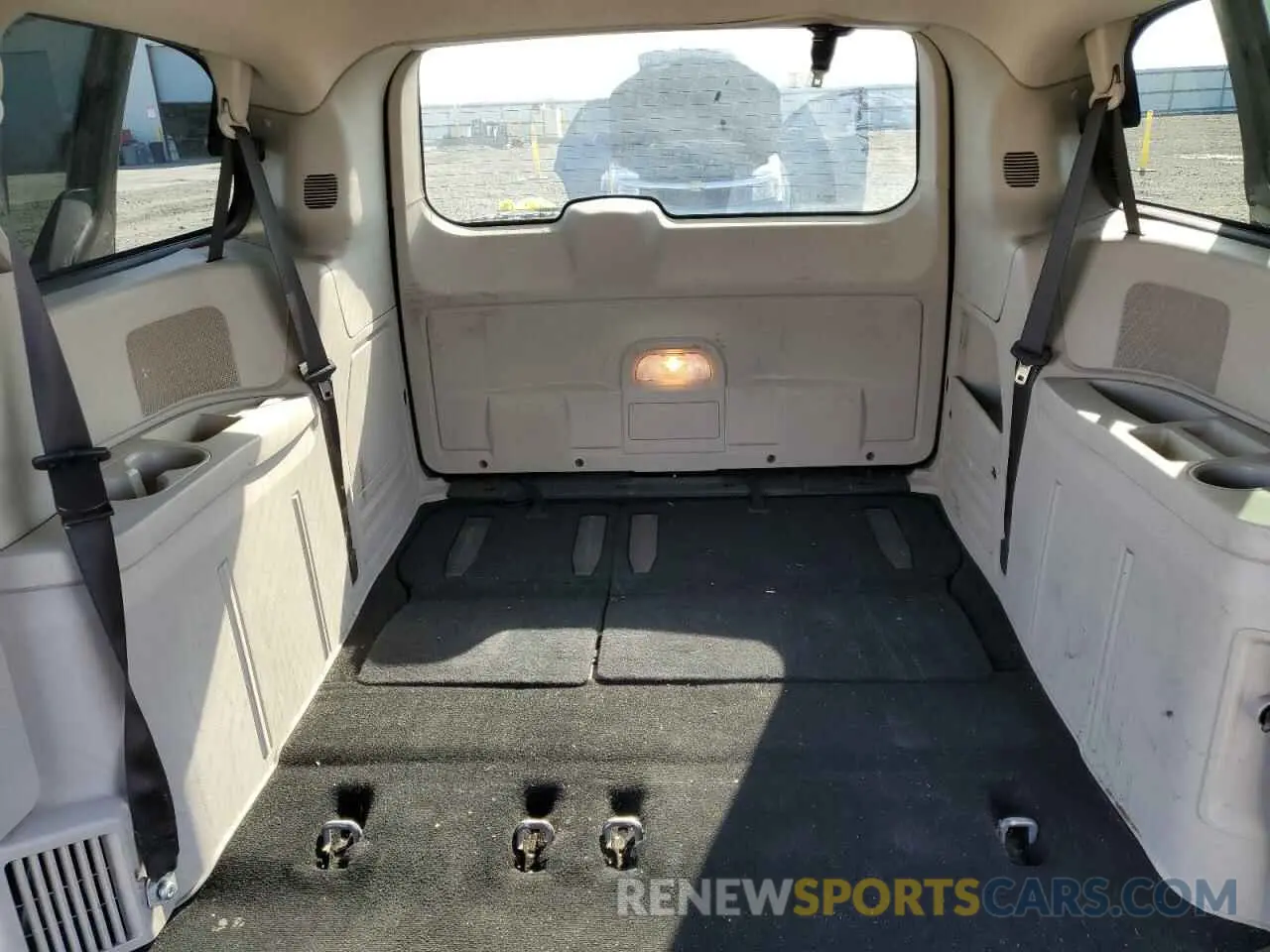 10 fotografías del automóvil dañado 2C4RDGBG4KR656919 DODGE CARAVAN 2019