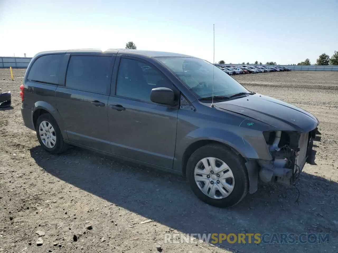 4 fotografías del automóvil dañado 2C4RDGBG4KR656919 DODGE CARAVAN 2019