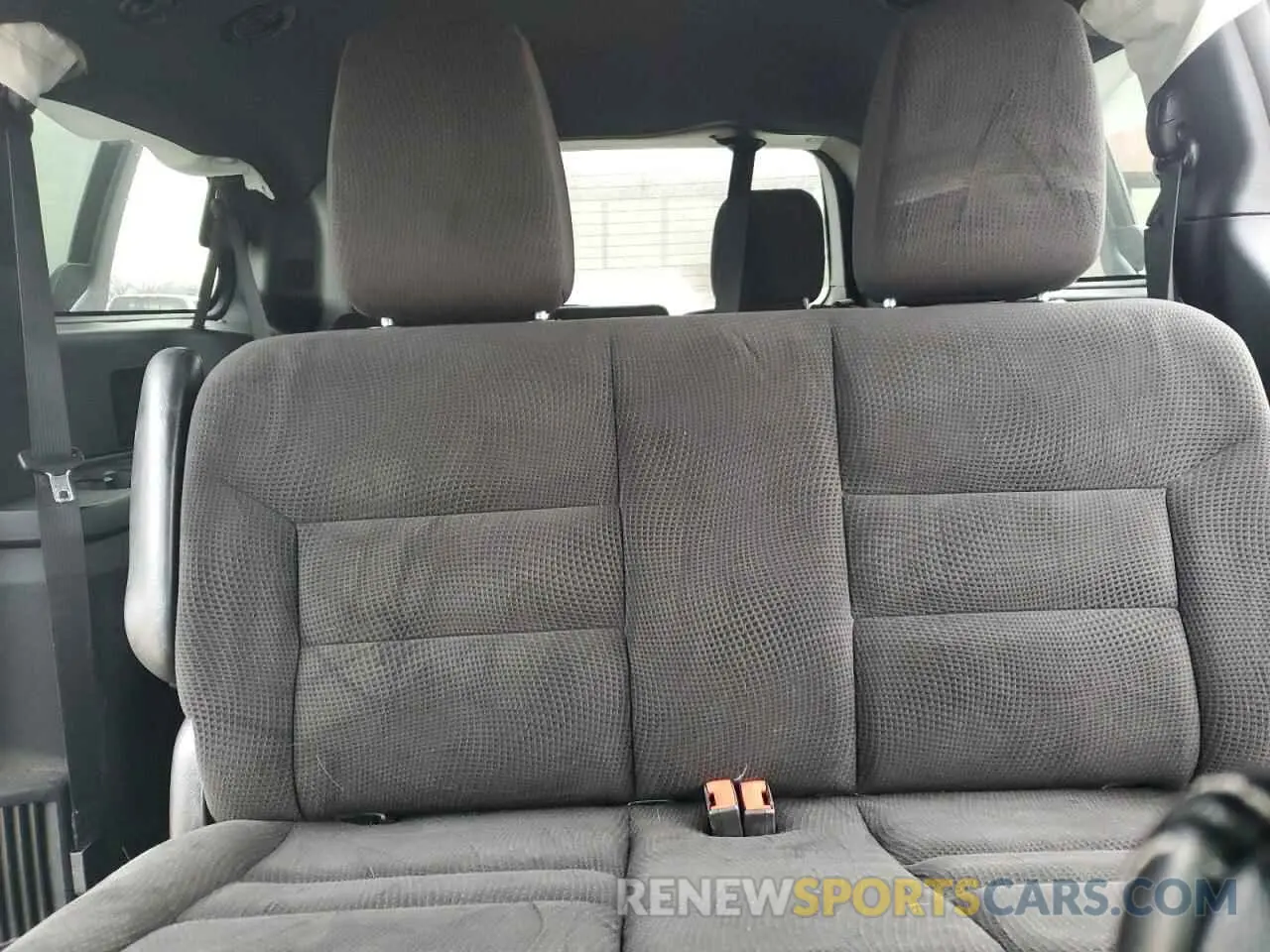 10 fotografías del automóvil dañado 2C4RDGBG5KR540760 DODGE CARAVAN 2019