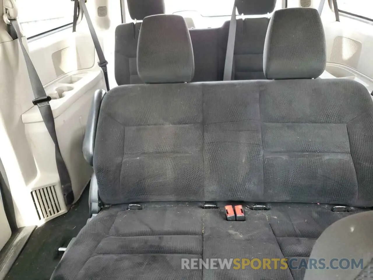 10 fotografías del automóvil dañado 2C4RDGBG5LR183985 DODGE CARAVAN 2019