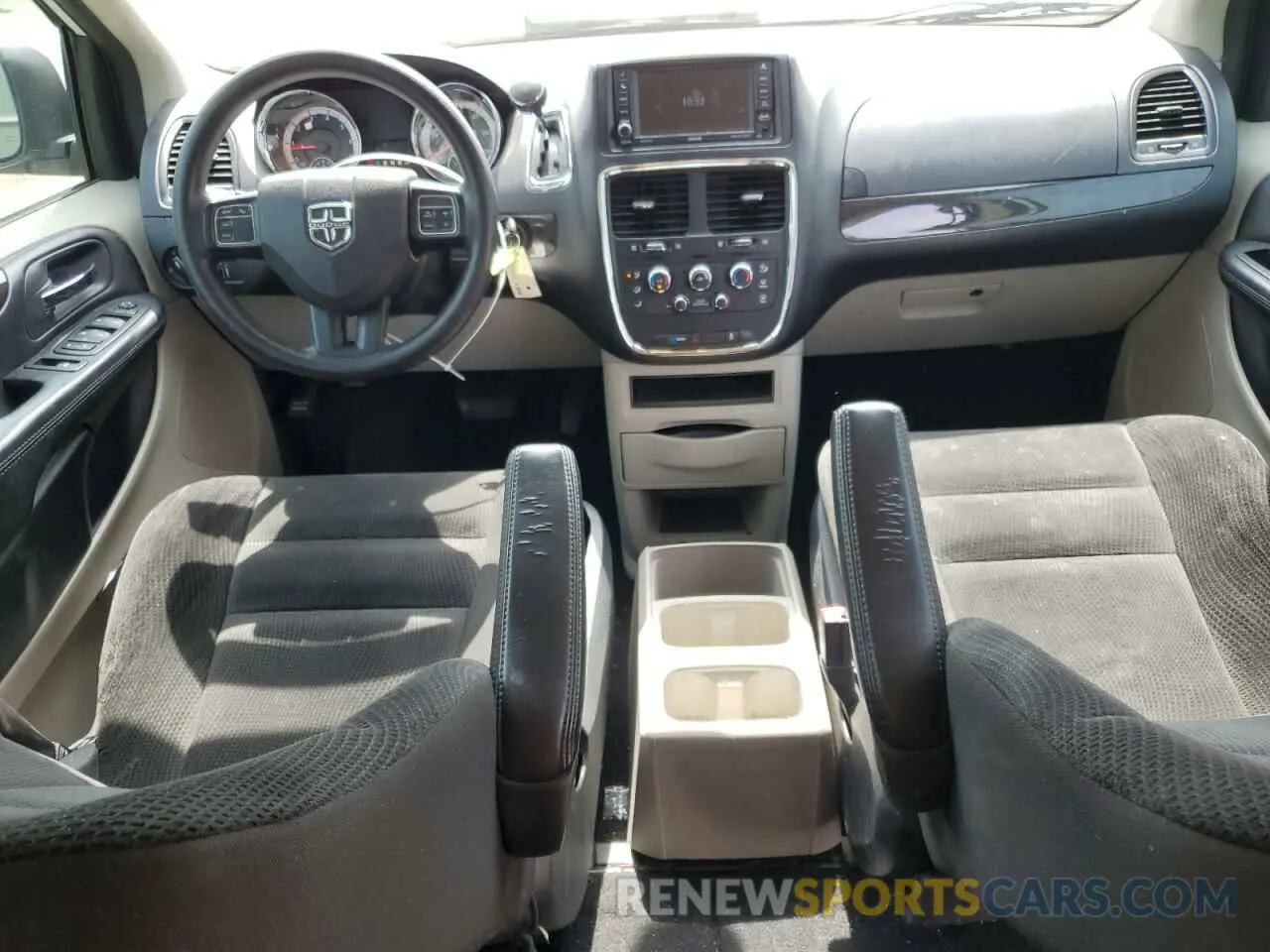 8 fotografías del automóvil dañado 2C4RDGBG5LR183985 DODGE CARAVAN 2019