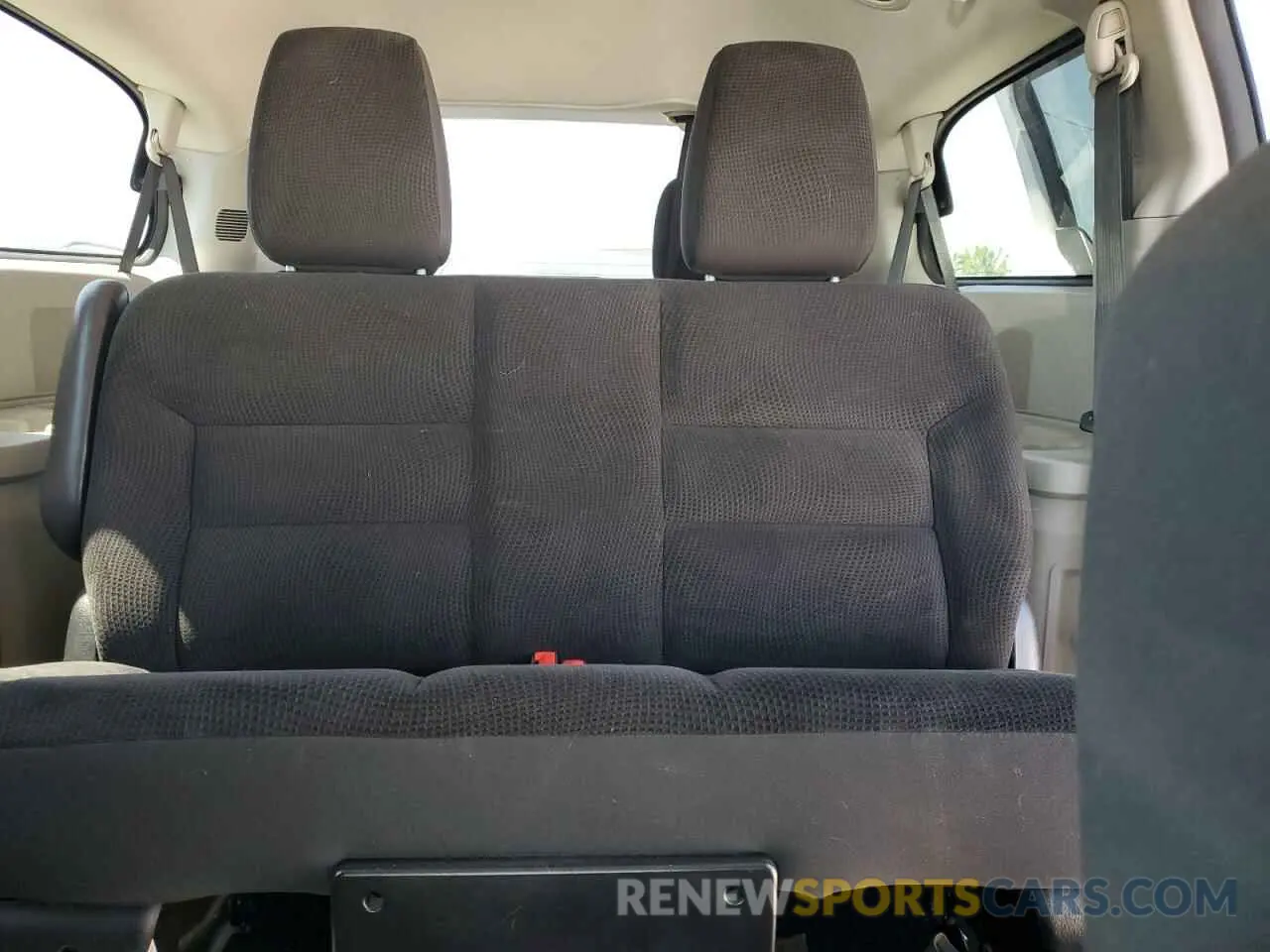 10 fotografías del automóvil dañado 2C4RDGBG6KR527953 DODGE CARAVAN 2019