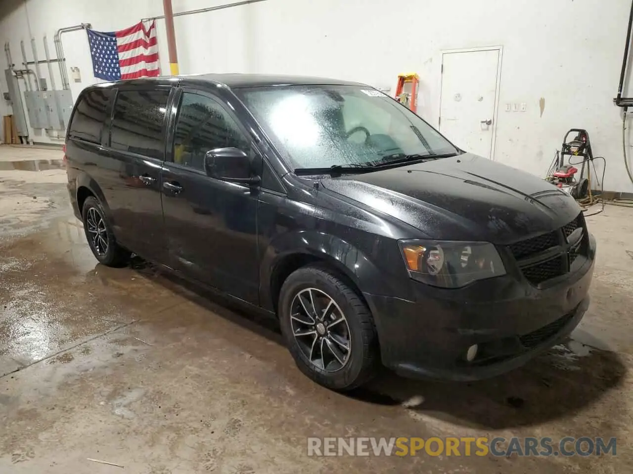 4 fotografías del automóvil dañado 2C4RDGBG6KR584380 DODGE CARAVAN 2019