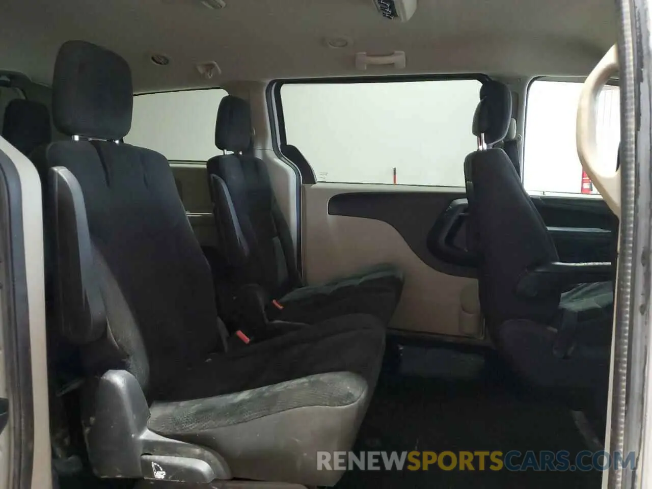 11 fotografías del automóvil dañado 2C4RDGBG6KR729000 DODGE CARAVAN 2019