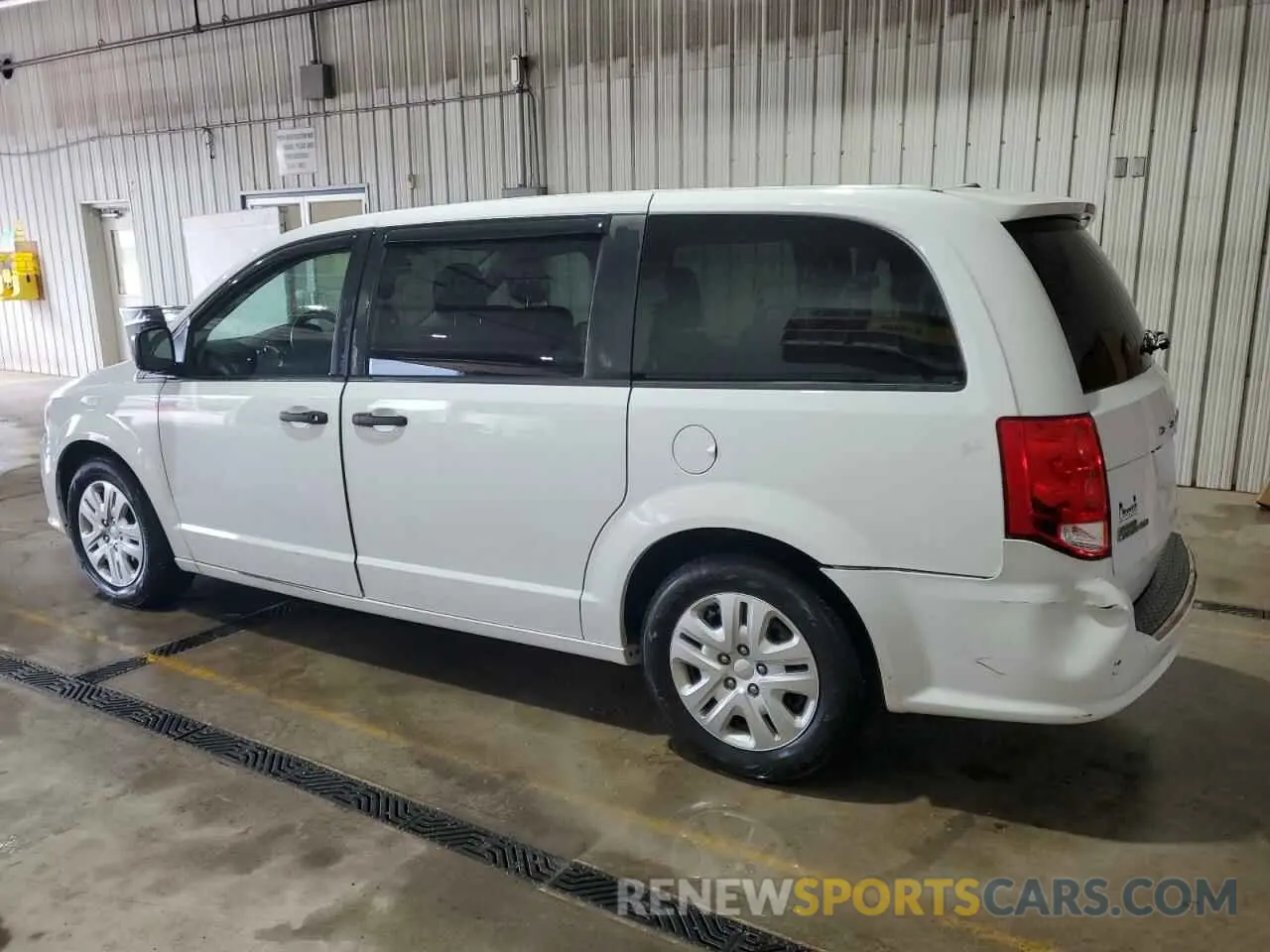 2 fotografías del automóvil dañado 2C4RDGBG6KR729000 DODGE CARAVAN 2019