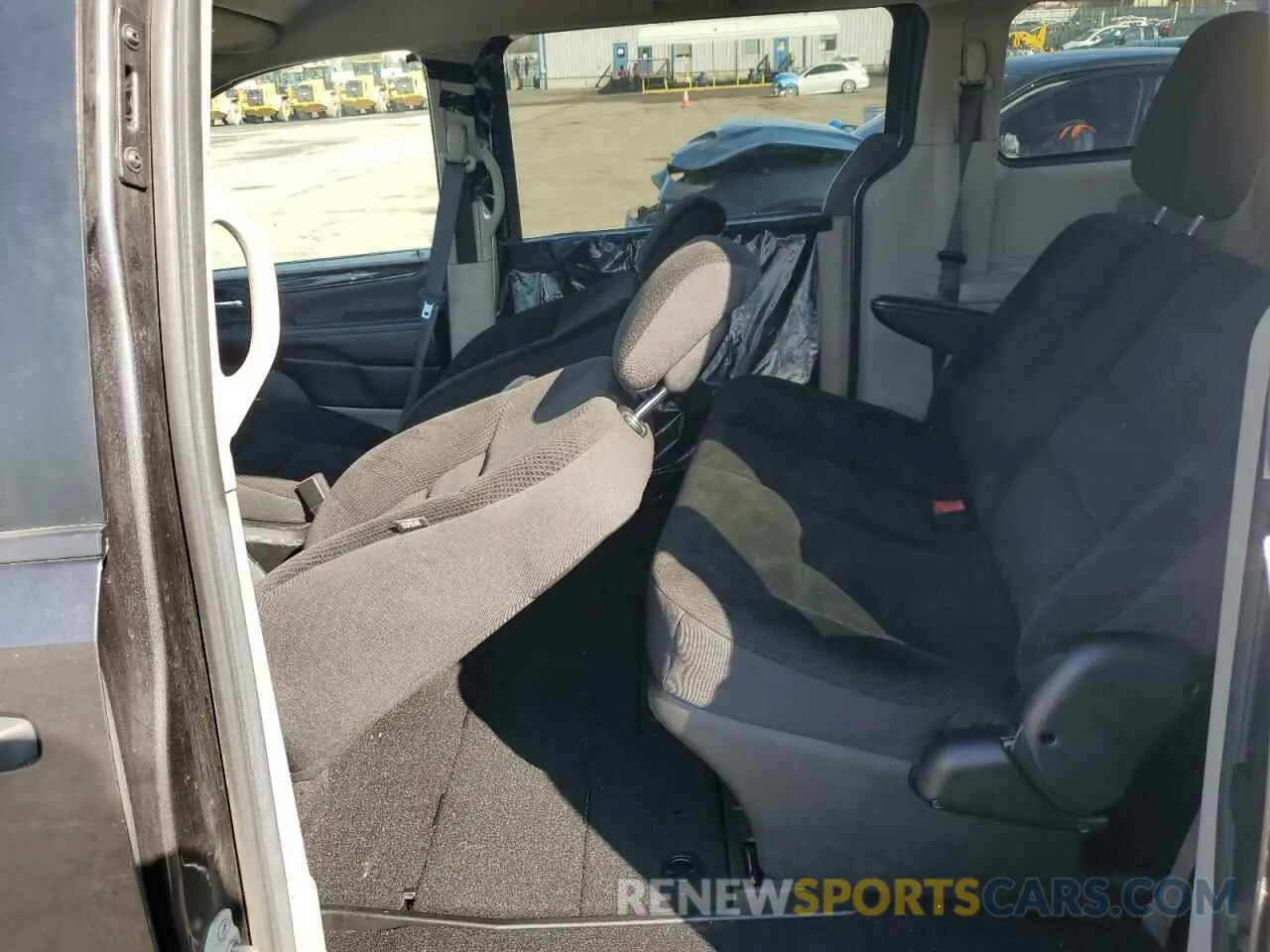 12 fotografías del automóvil dañado 2C4RDGBG6KR766659 DODGE CARAVAN 2019