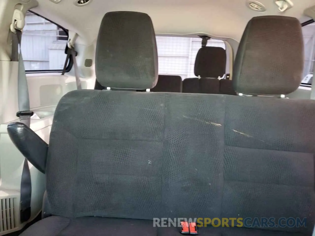 10 fotografías del automóvil dañado 2C4RDGBG7KR501992 DODGE CARAVAN 2019