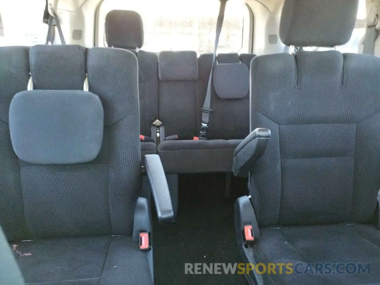 10 fotografías del automóvil dañado 2C4RDGBG7KR624515 DODGE CARAVAN 2019