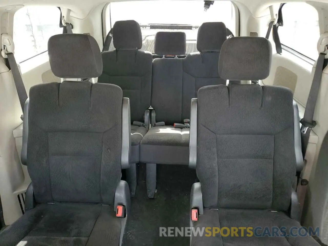 10 fotografías del automóvil dañado 2C4RDGBG7KR805209 DODGE CARAVAN 2019