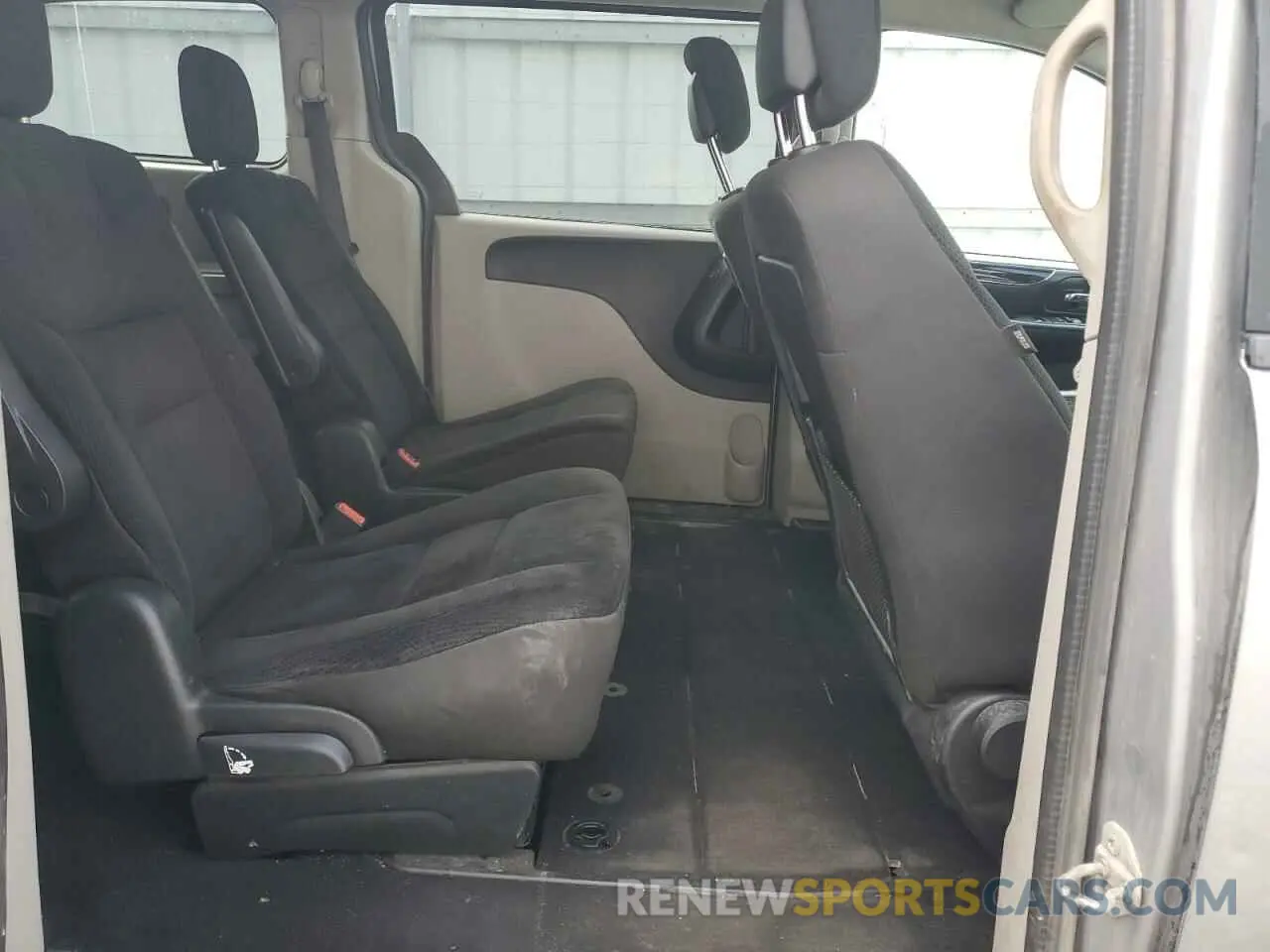 11 fotografías del automóvil dañado 2C4RDGBG7KR805209 DODGE CARAVAN 2019