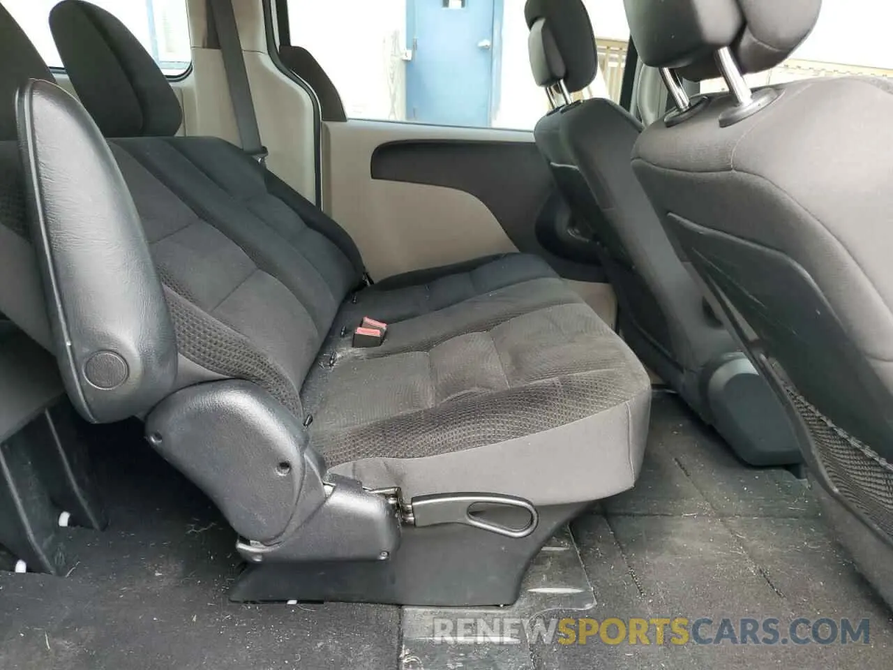 11 fotografías del automóvil dañado 2C4RDGBG8KR602605 DODGE CARAVAN 2019