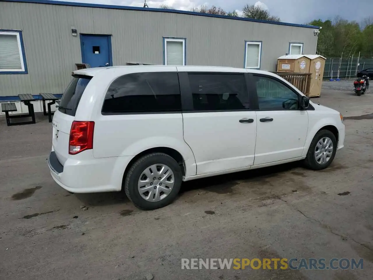 3 fotografías del automóvil dañado 2C4RDGBG8KR602605 DODGE CARAVAN 2019
